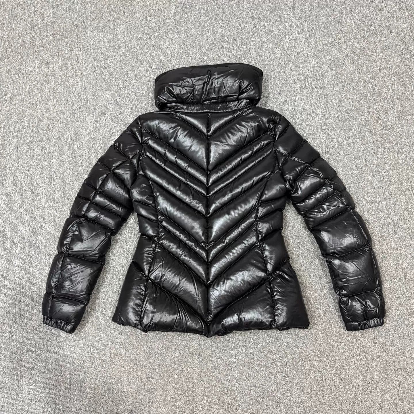 Moncler Moncler CRUSSOL black down jacket 1 95new Size S / US 4 / IT 40 - 2 Thumbnail