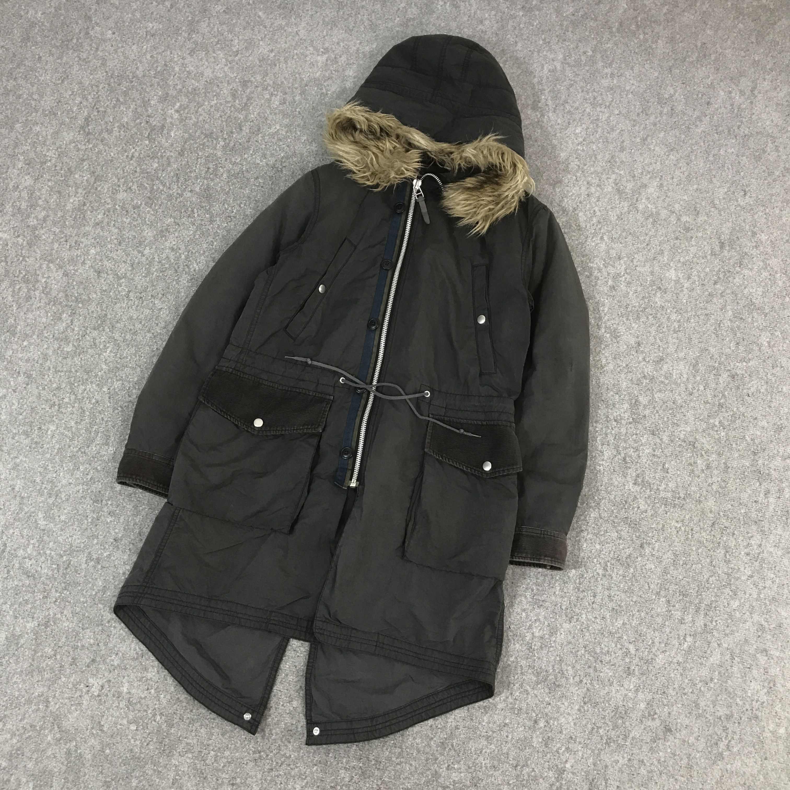Undercover × Uniqlo UNDERCOVER X UNIQLO FUR HOODIES BLACK FADED STYLE JACKET Size US M / EU 48-50 / 2 - 5 Thumbnail