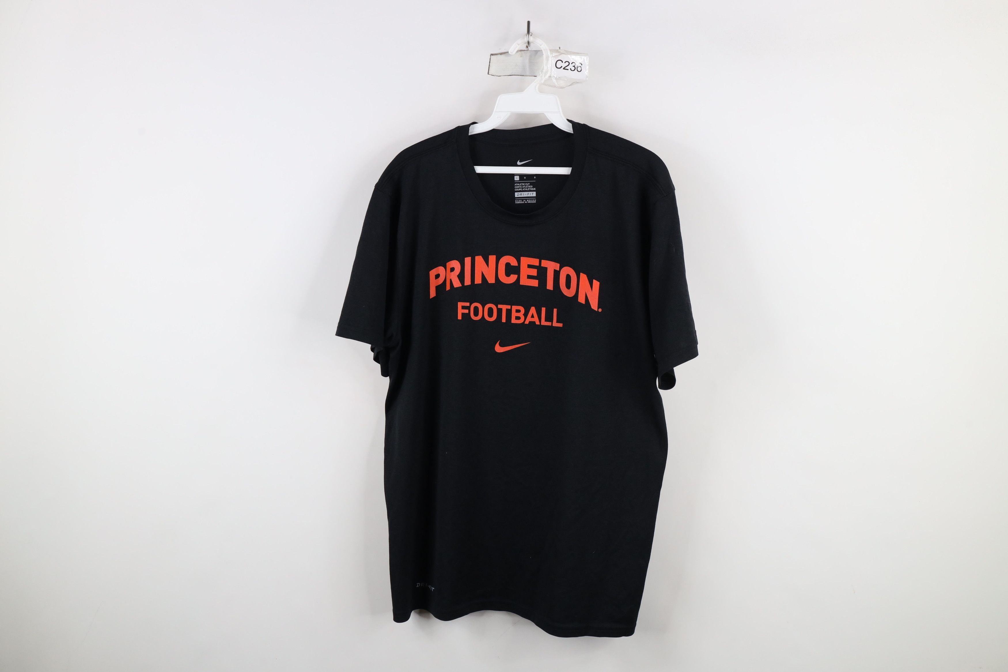Nike × Vintage Nike Princeton University Football Short Sleeve T-Shirt Size US L / EU 52-54 / 3 - 1 Thumbnail