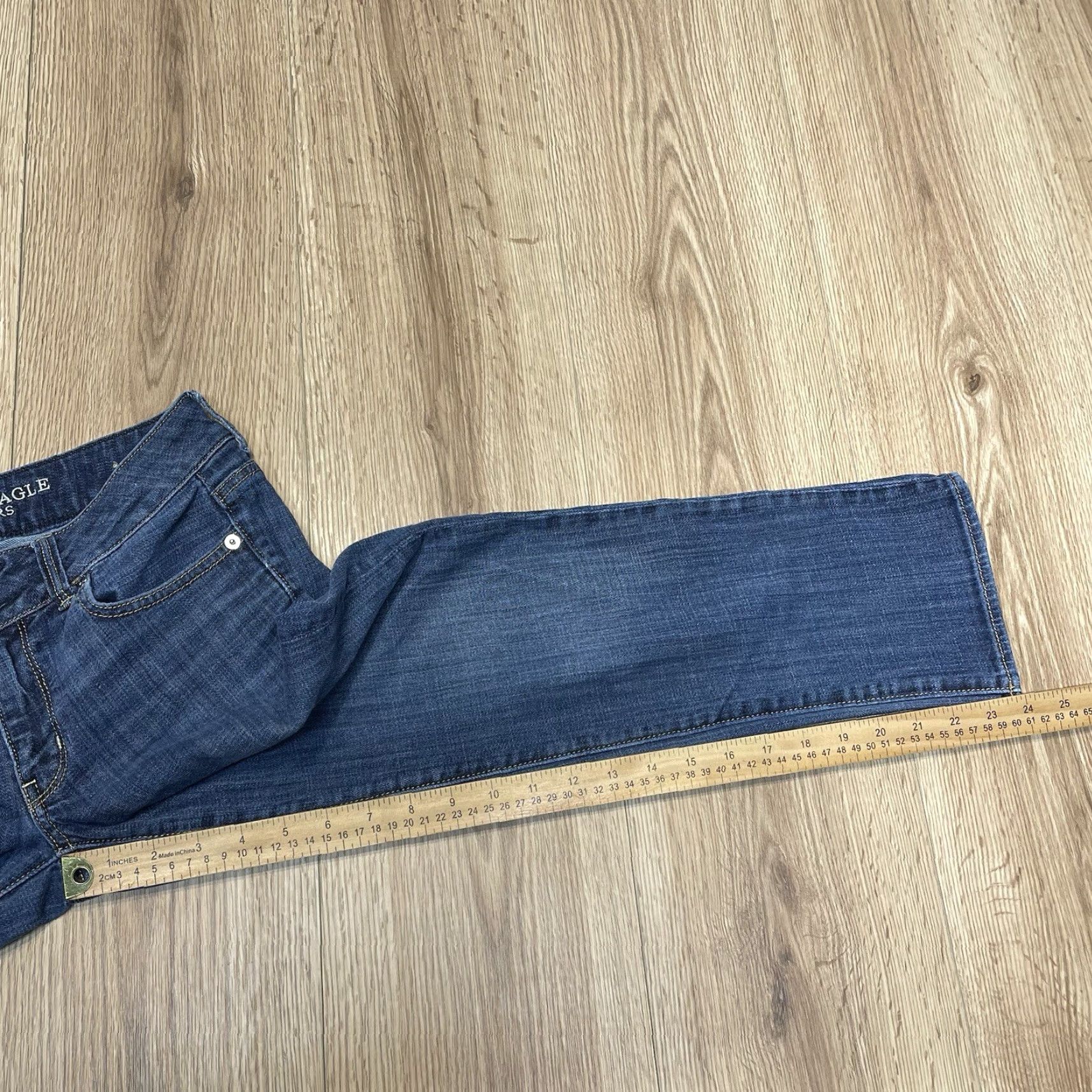 American Eagle Outfitters AMERICAN EAGLE Artist Crop Jeans Size 6 Women Stretch Blue Size ONE SIZE - 6 Thumbnail