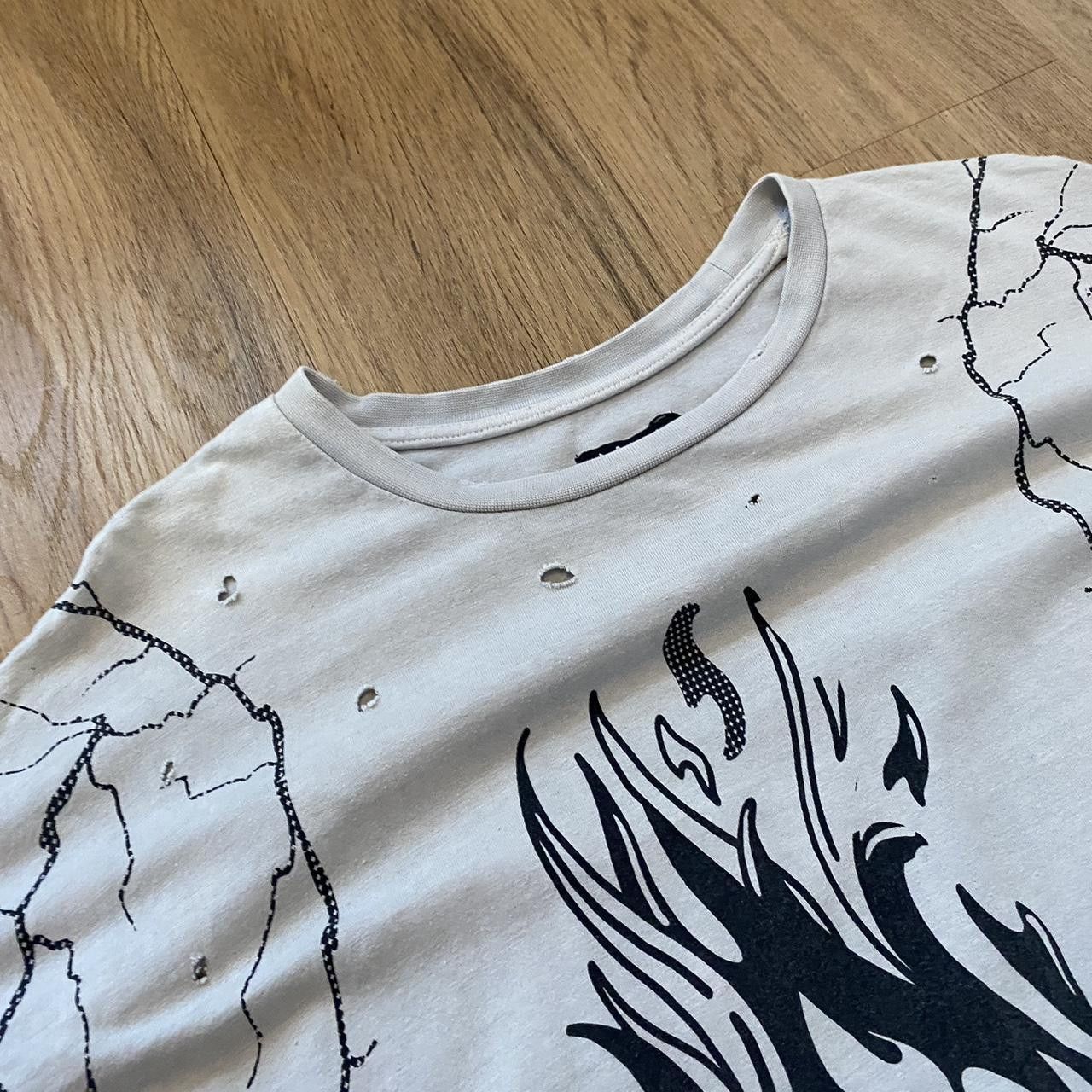 Other White and black graphic t-shirt Size US XL / EU 56 / 4 - 5 Thumbnail
