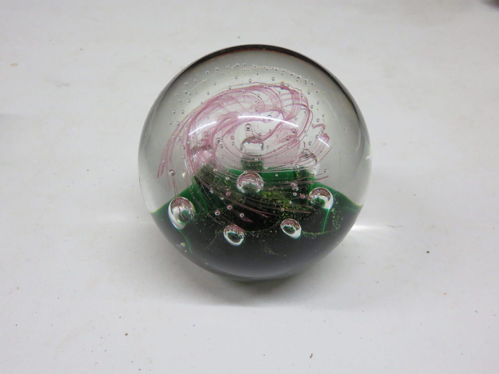 The Unbranded Brand Paperweight Green and Clear Glass Tabletop 3 2/3"- Boxed Size ONE SIZE - 4 Thumbnail