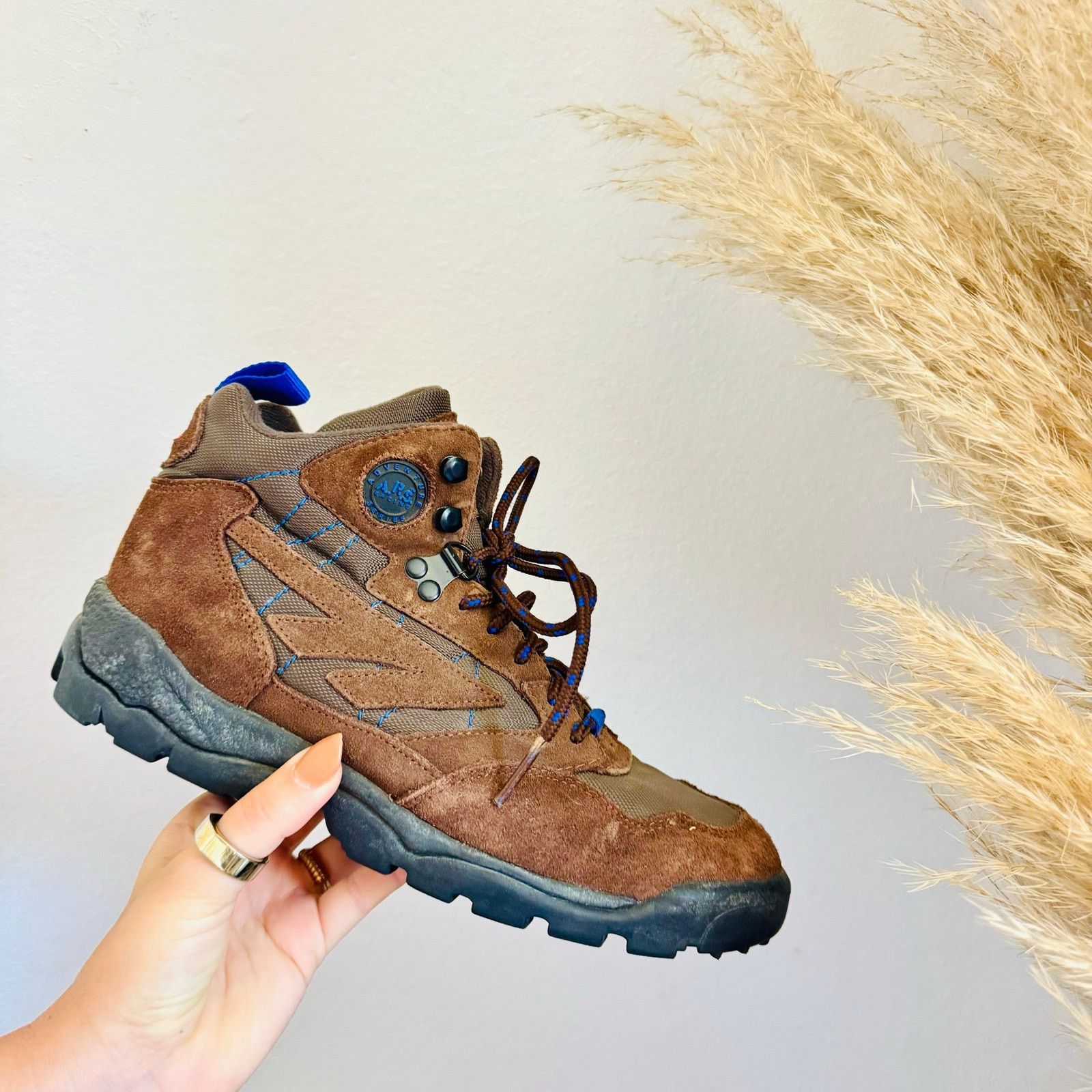 Vintage VINTAGE HI TECH 90s Brown Suede Leather Rubber Hiking Boot 9 Size US 9 / IT 39 - 1 Thumbnail