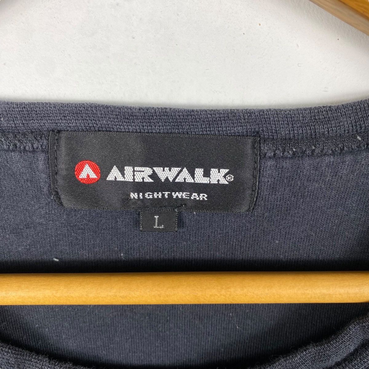 Airwalk Vintage 00's AIRWALK Nightwear Logo Graphic Longsleeve Tee Size US L / EU 52-54 / 3 - 6 Thumbnail