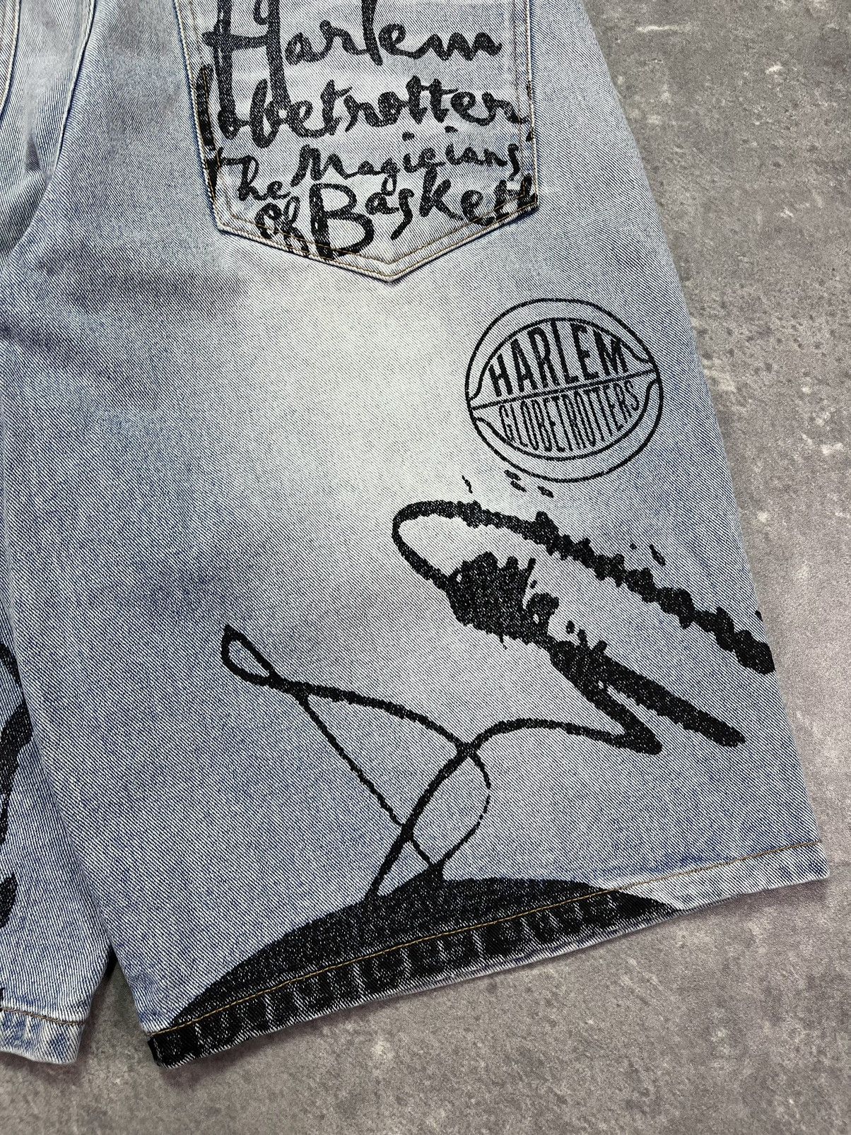 Fubu Platinum Fubu Harlem Globetrotters Printed Baggy Denim Jorts Size US 34 / EU 50 - 17 Thumbnail