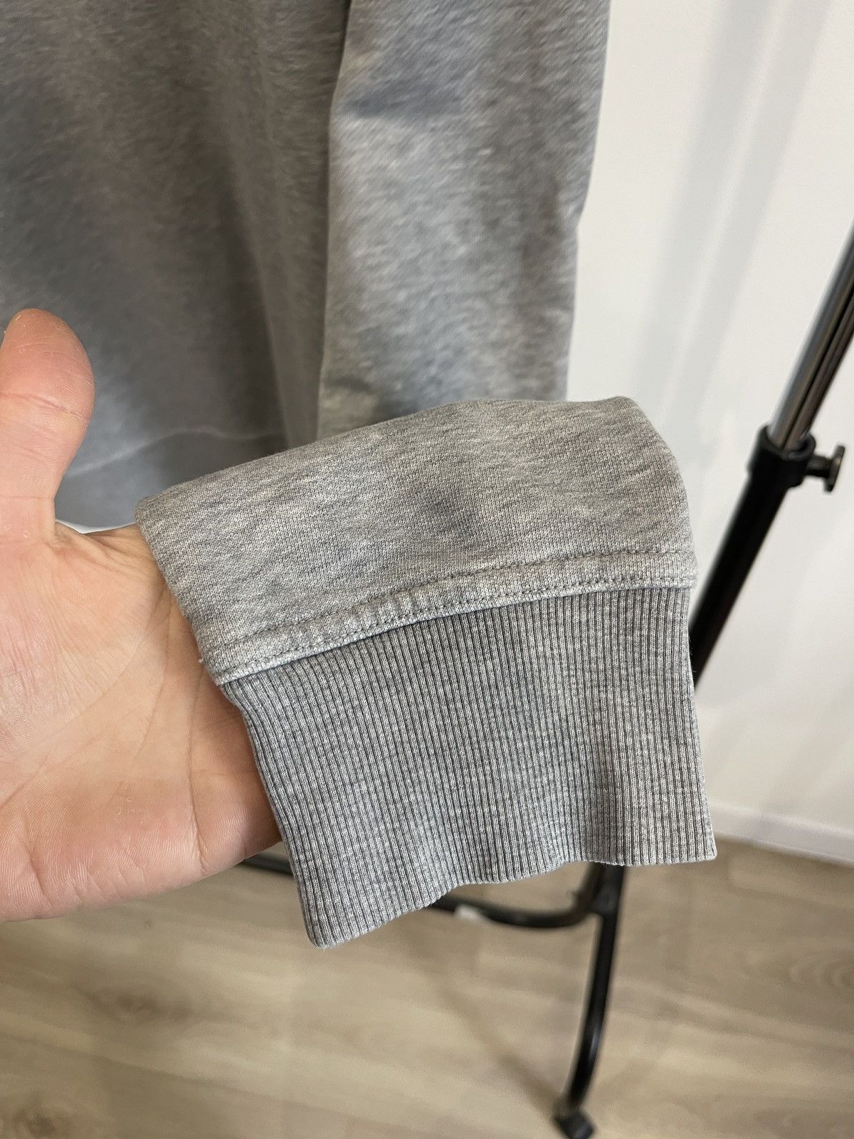 Gant GANT Archive Shield Embroidered Logo Sweatshirt Grey 2XL Size US XXL / EU 58 / 5 - 5 Thumbnail