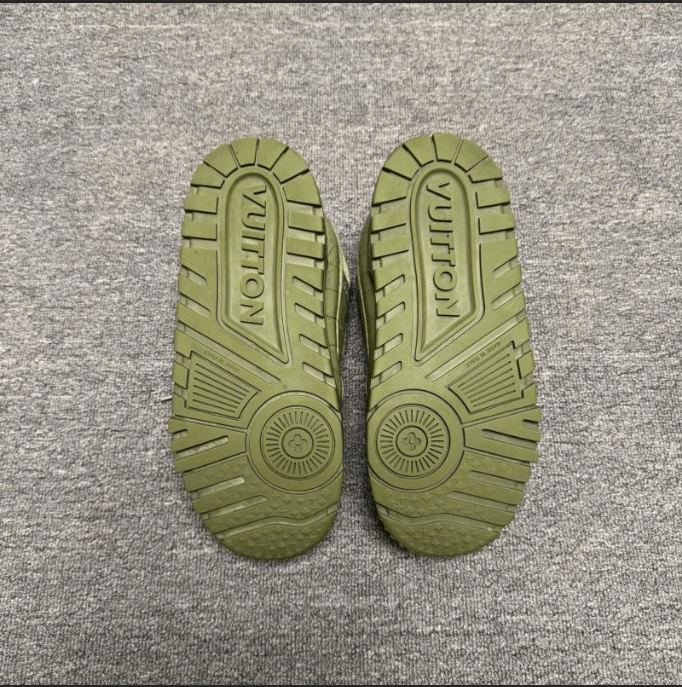 Louis Vuitton Louis Vuitton low-top sneakers 41.5 Size US 8.5 / EU 41-42 - 4 Thumbnail