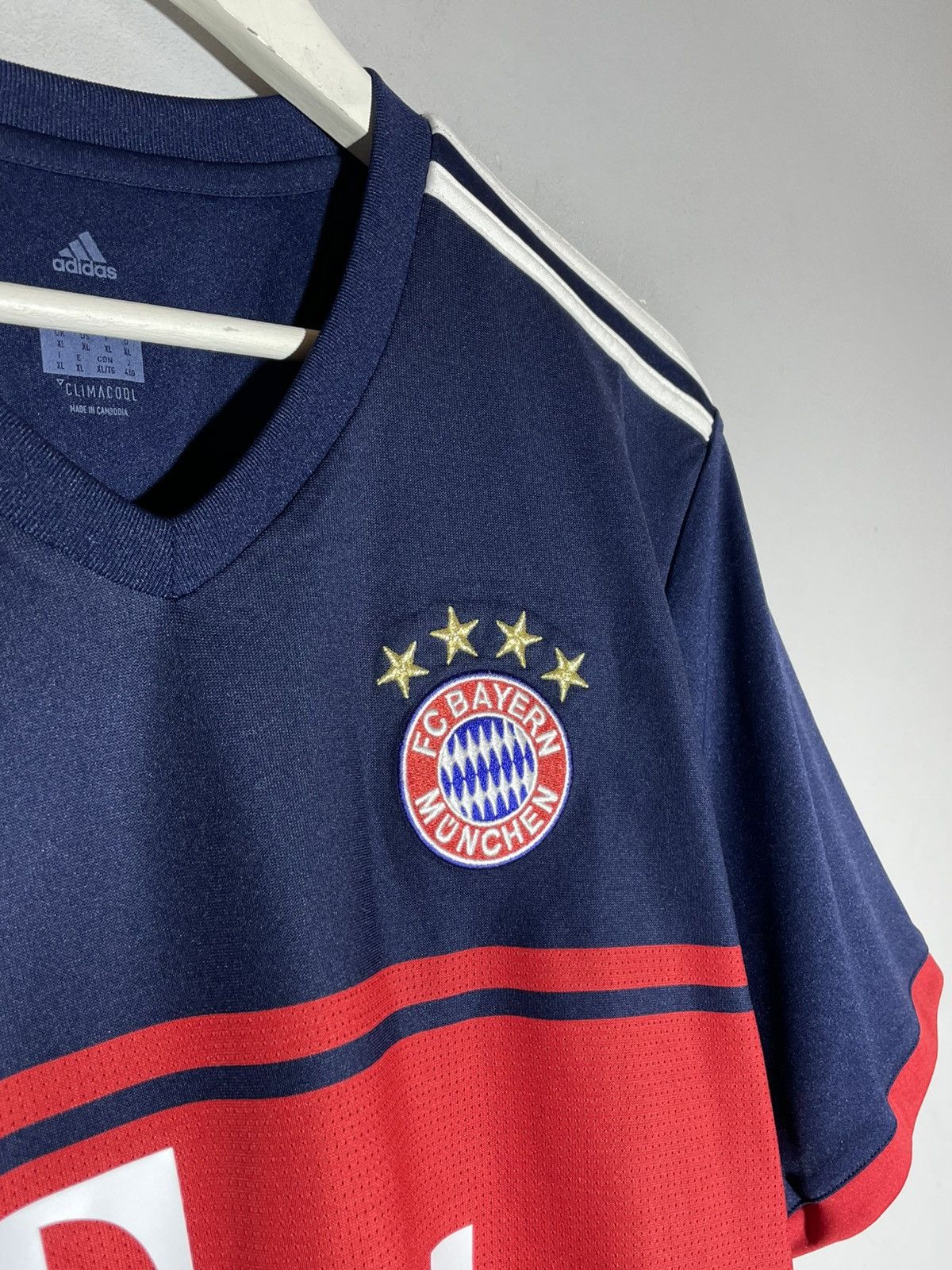 Adidas Bayern Munchen Adidas 2017/18 Away Football Shirt Size US XL / EU 56 / 4 - 4 Thumbnail