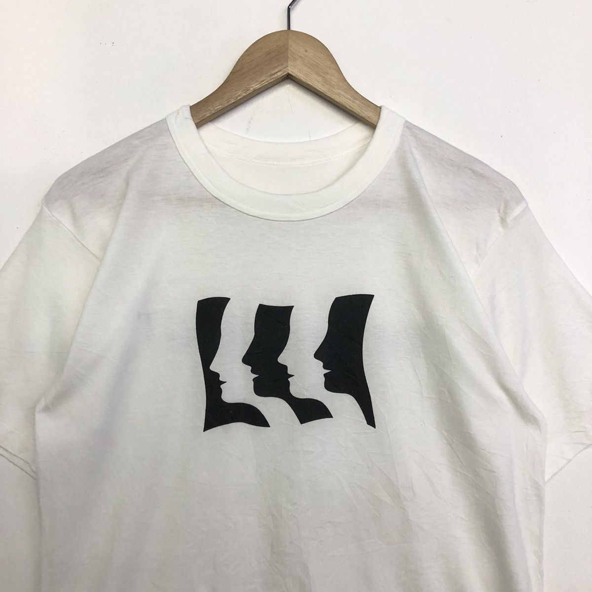 Art Comes First Vintage KUME Art Japan Woman Spirit Tshirt Size US S / EU 44-46 / 1 - 2 Thumbnail