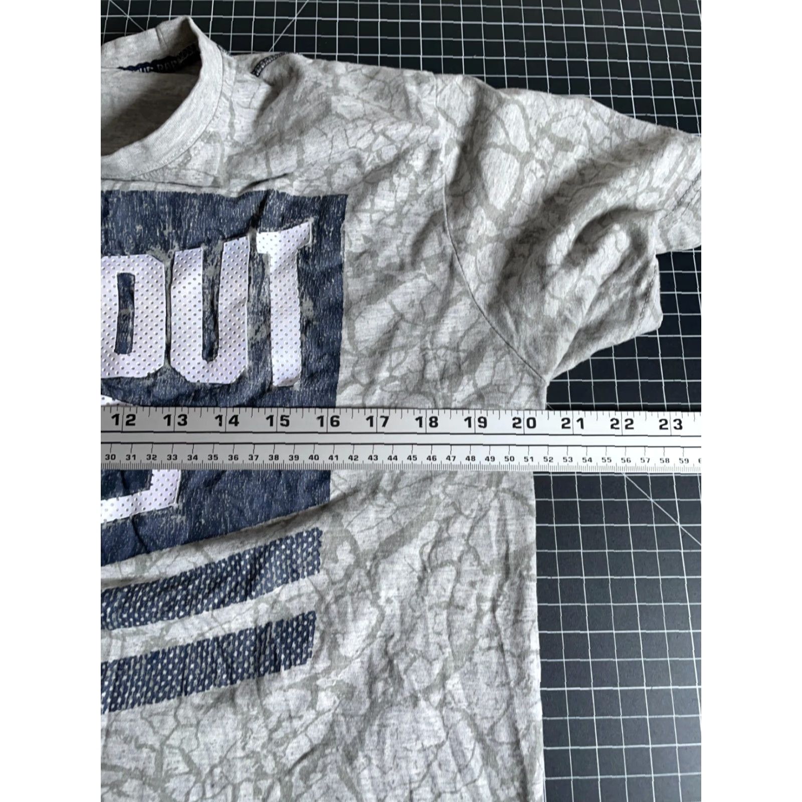 Tapout Tapout Logo T-Shirt Men's M Gray Cement MMA Y2K Style UFC Grunge Short Sleeve Crew Neck Cotton Jersey Retro Skull Tribal 2010s Size US M / EU 48-50 / 2 - 5 Thumbnail
