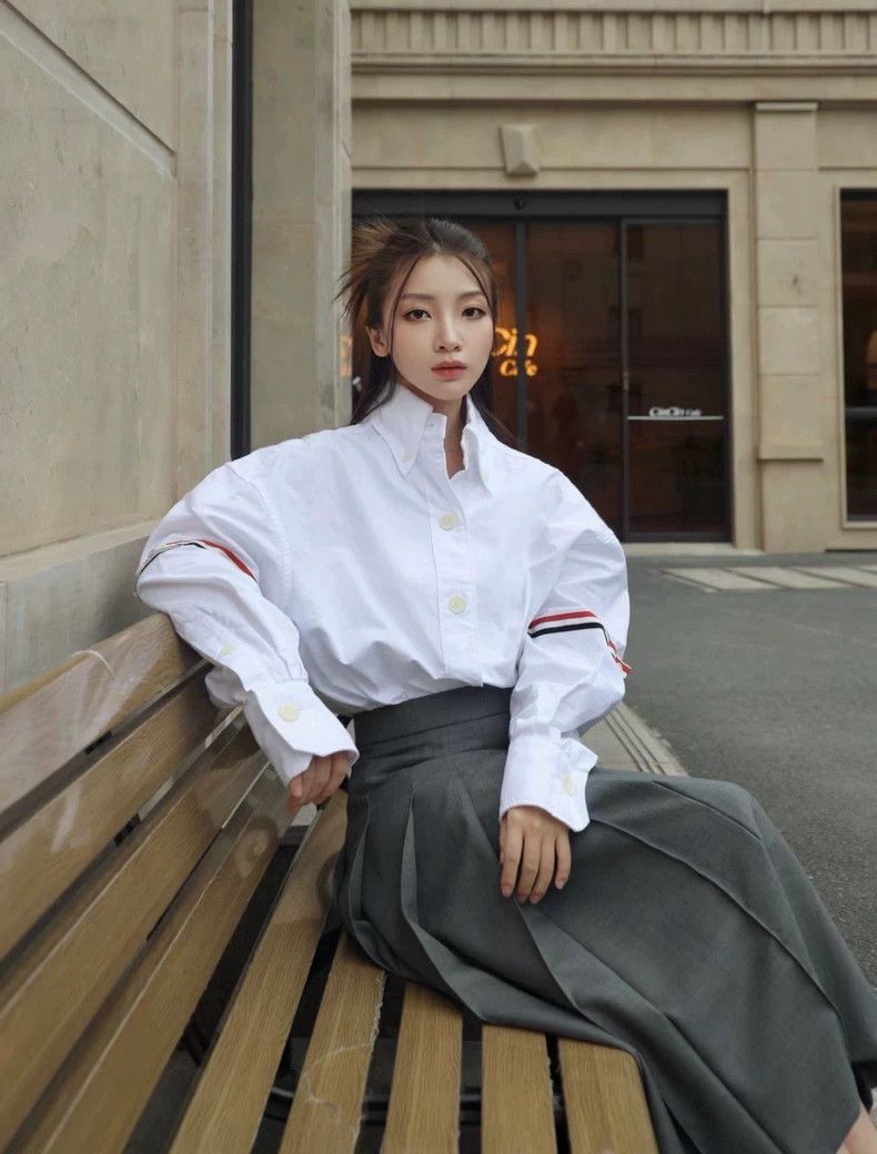 Thom Browne Thom Browne Classic two-sleeved shirt Size XS / US 0-2 / IT 36-38 - 8 Thumbnail