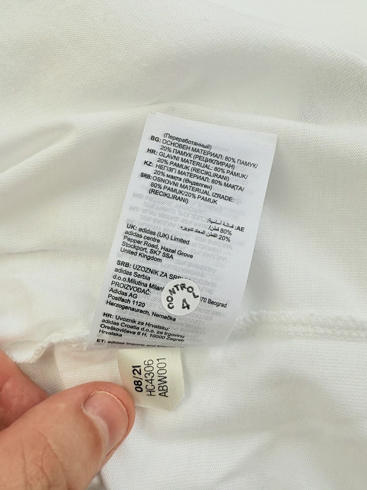 Other NOAH x adidas Originals T-Shirt – Size M – White/Navy Size US M / EU 48-50 / 2 - 7 Thumbnail