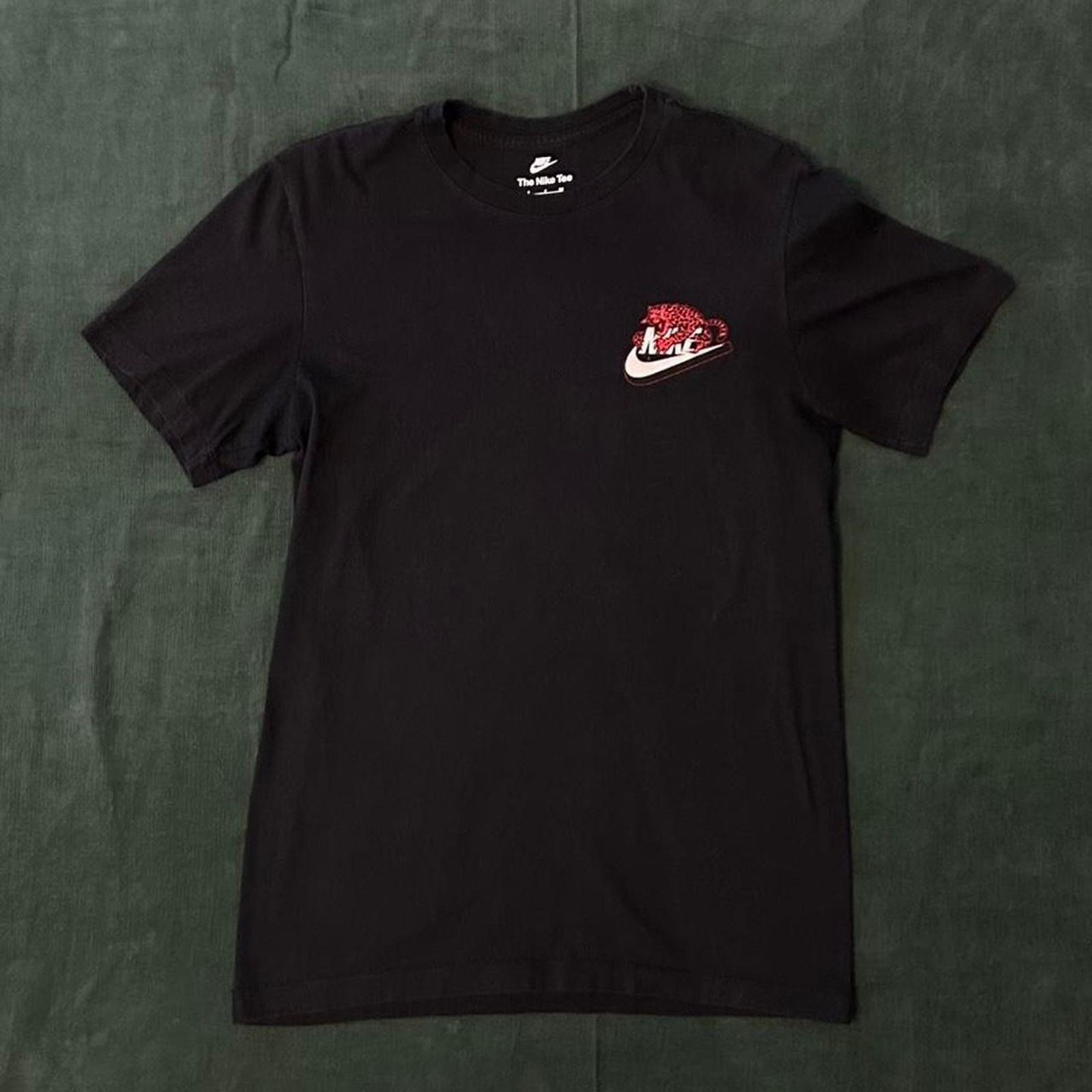 Nike Nike tiger graphic tee Size US S / EU 44-46 / 1 - 1 Thumbnail