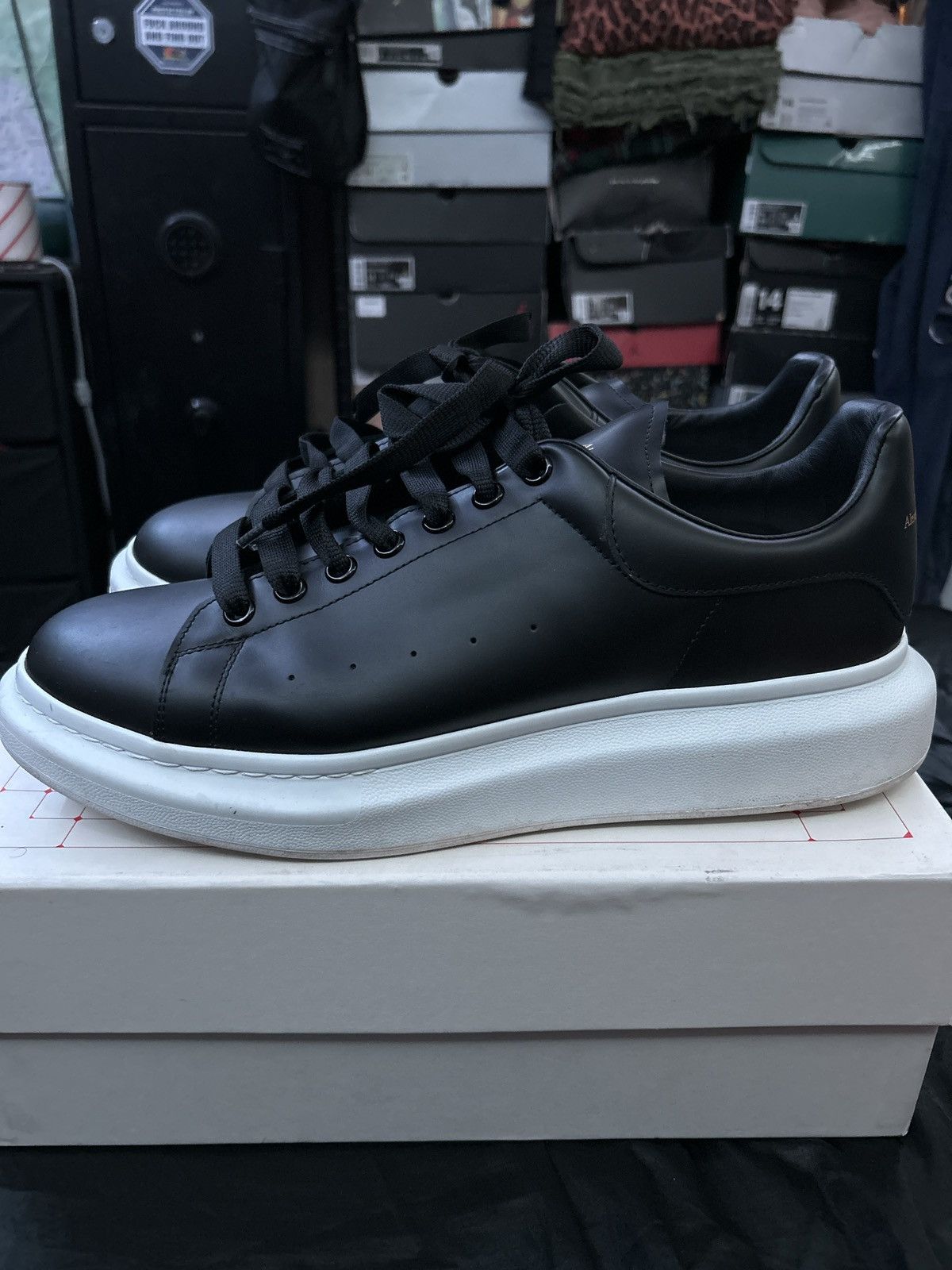 Alexander McQueen Alexander mcqueen oversized Size US 15 / EU 48 - 3 Thumbnail