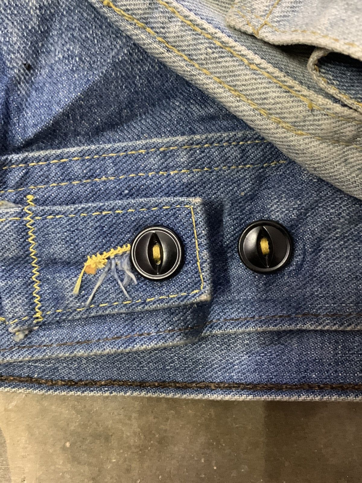 Lee × Vintage Vintage 1970’s Lee Raiders Vintage Denim Jacket Size US M / EU 48-50 / 2 - 9 Thumbnail