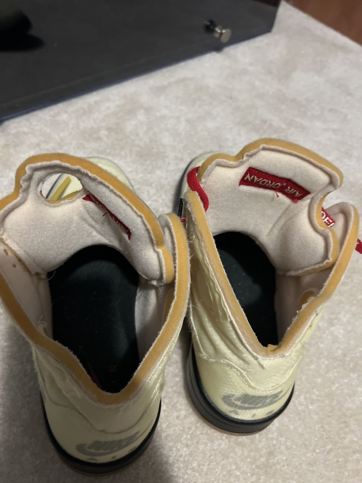 Jordan Brand × Off-White Off white Jordan 5 Size US 11 / EU 44 - 13 Thumbnail