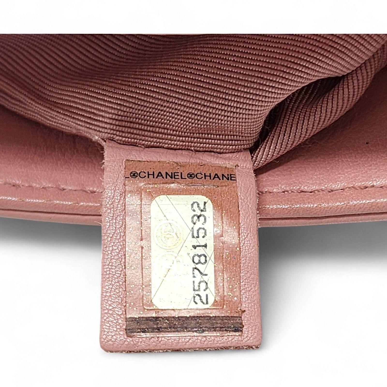 Chanel CC Clasp Medium Calf Leather Flap Bag Studded Chevron Pink Size ONE SIZE - 11 Thumbnail