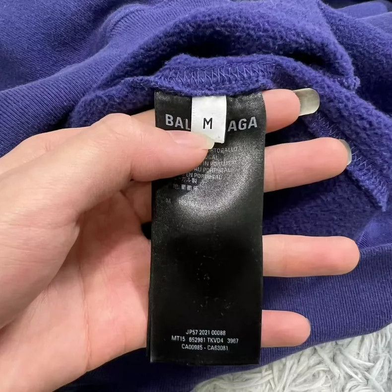 Balenciaga Balenciaga Color-block monogrammed pullover long-sleeve sw Size M / US 6-8 / IT 42-44 - 3 Thumbnail