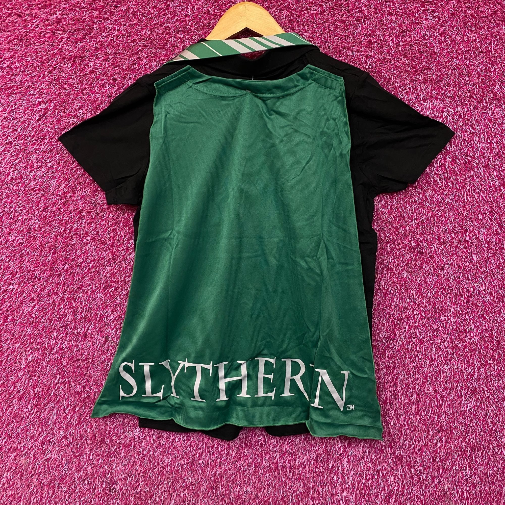 Warner Bros Harry Potter Juniors Slytherin Caped Polo Shirt XL Size US XL / EU 56 / 4 - 4 Thumbnail