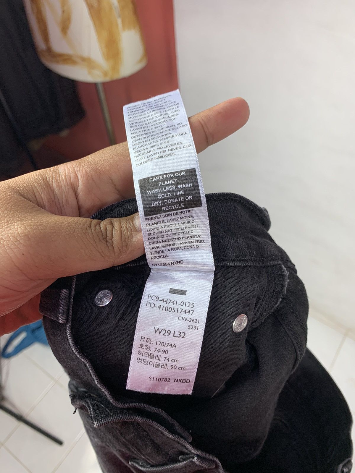 Denizen × Levi's Steals! Denizen Levis Super Black Paint Splatter Jeans Size US 30 / EU 46 - 11 Thumbnail