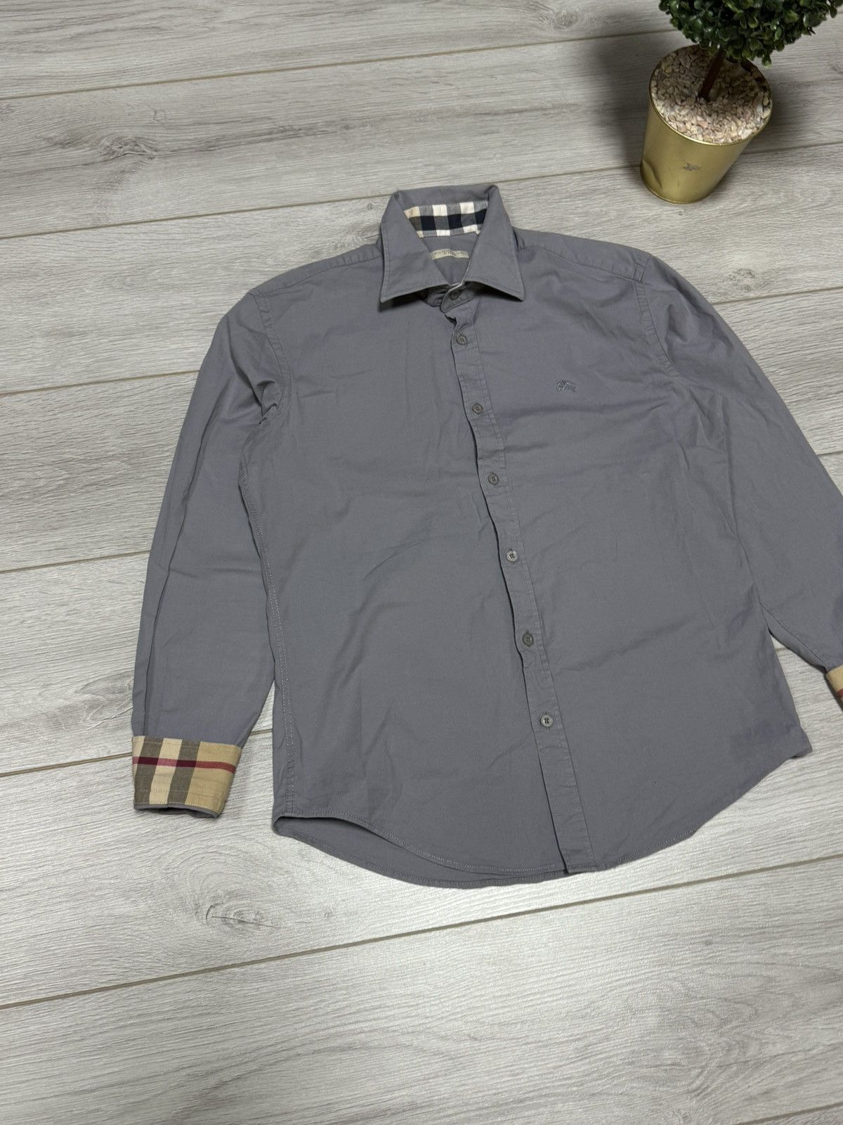 Burberry Burberry nova check shirt buttons Size US L / EU 52-54 / 3 - 4 Thumbnail