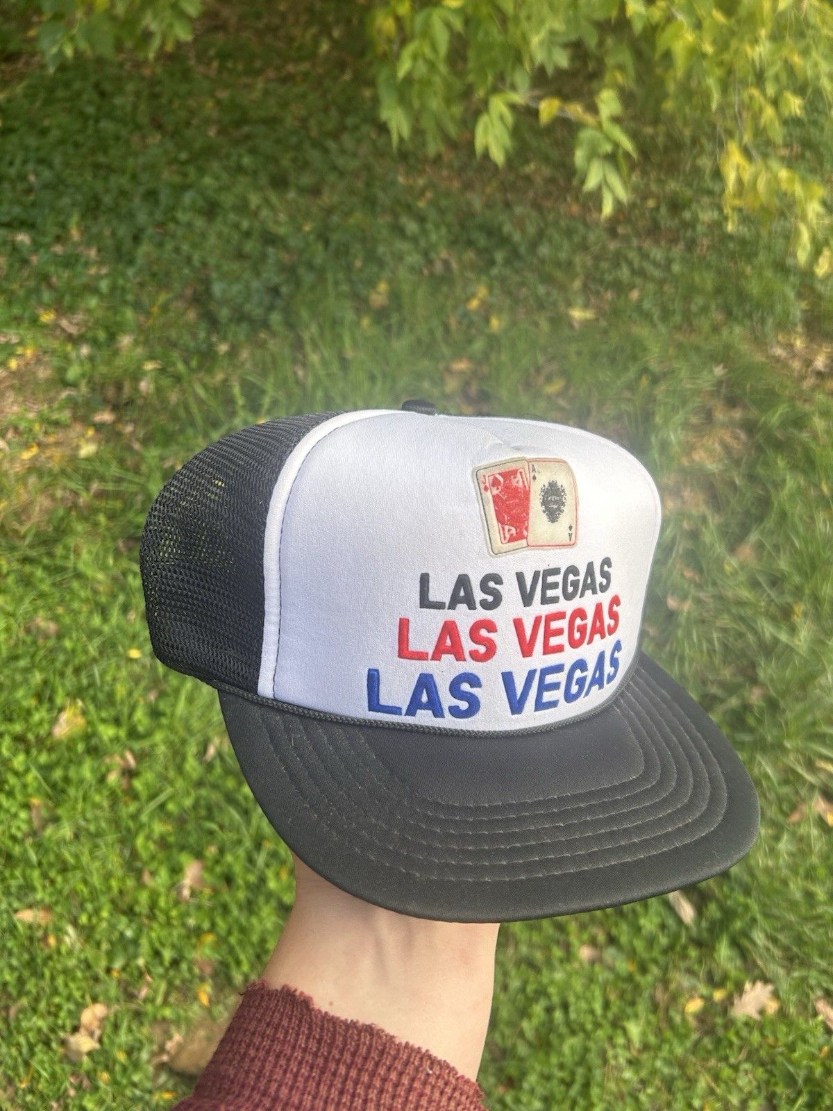 Vintage Vintage trucker hat Las Vegas casino playing cards gambling Size ONE SIZE - 1 Thumbnail