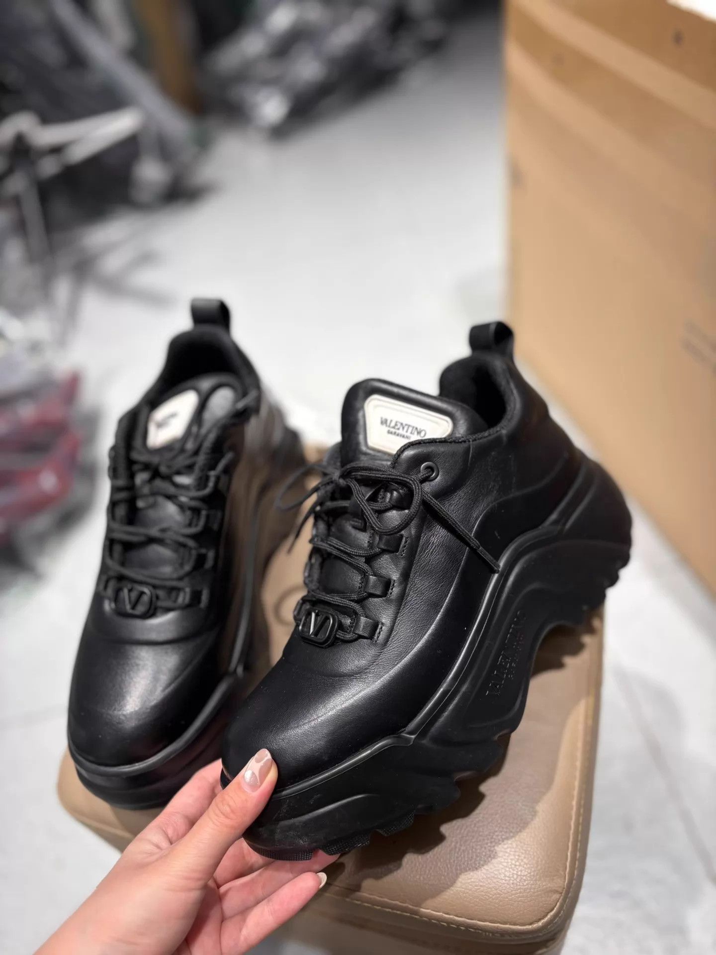 Valentino Valentino Y2K Black Leather Platform Dad Shoe 38 Size US 7.5 / IT 37.5 - 3 Thumbnail