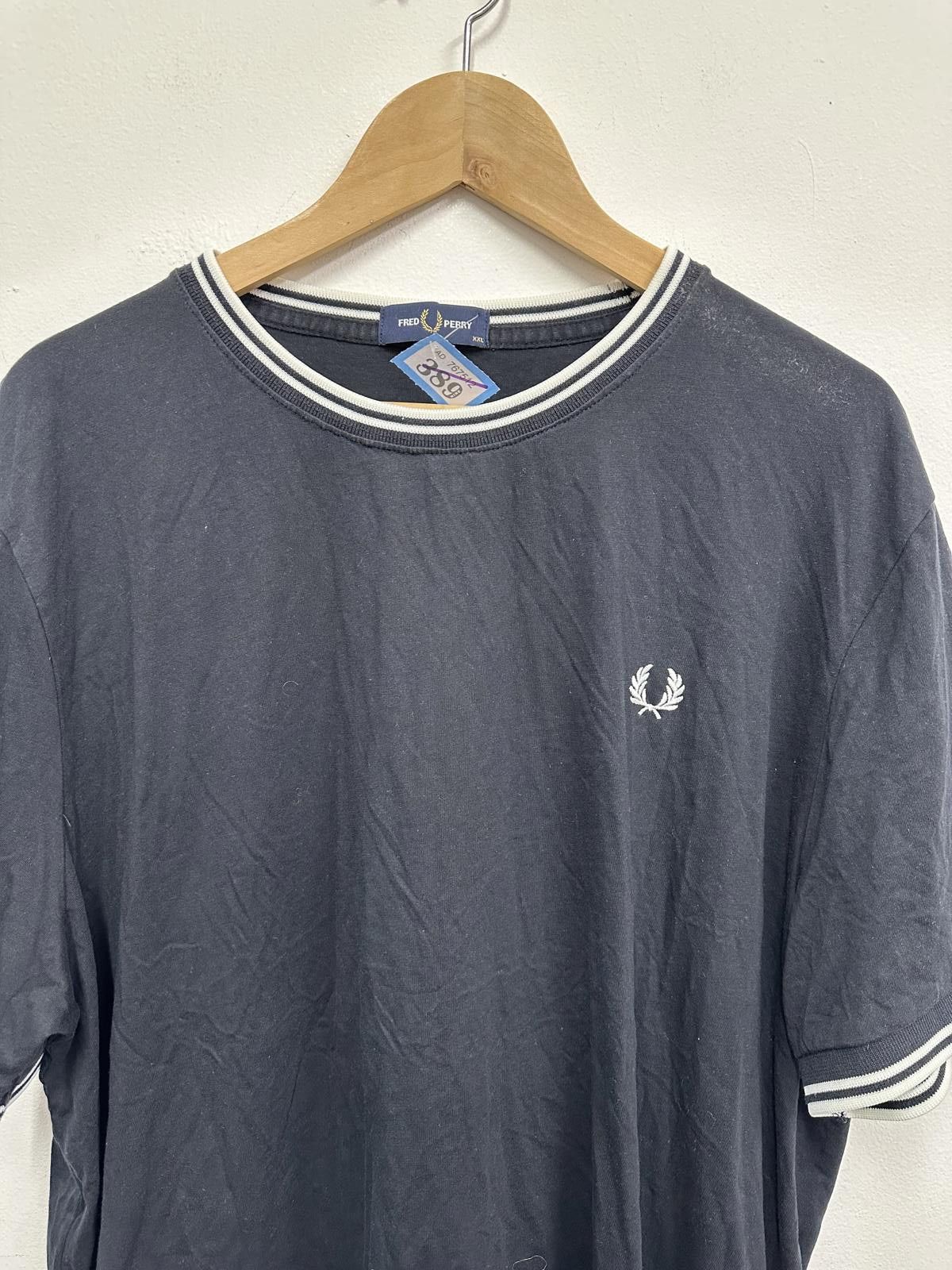 Fred Perry Fred Perry Black T-Shirt with White Trim, Size XXL Size US XXL / EU 58 / 5 - 3 Thumbnail