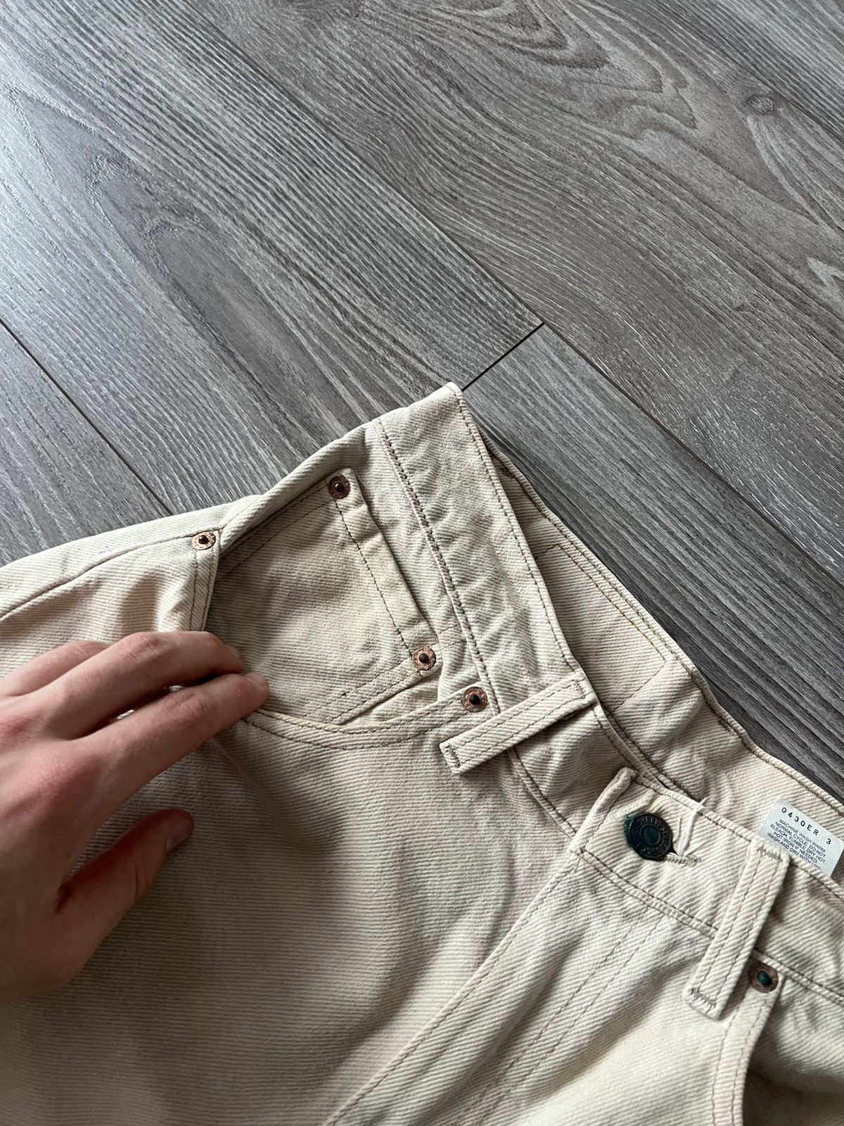 Levi's × Vintage ‼️Levis Vintage White Denim Made In USA 550 Relaxed Fit Jeans Size US 32 / EU 48 - 16 Thumbnail