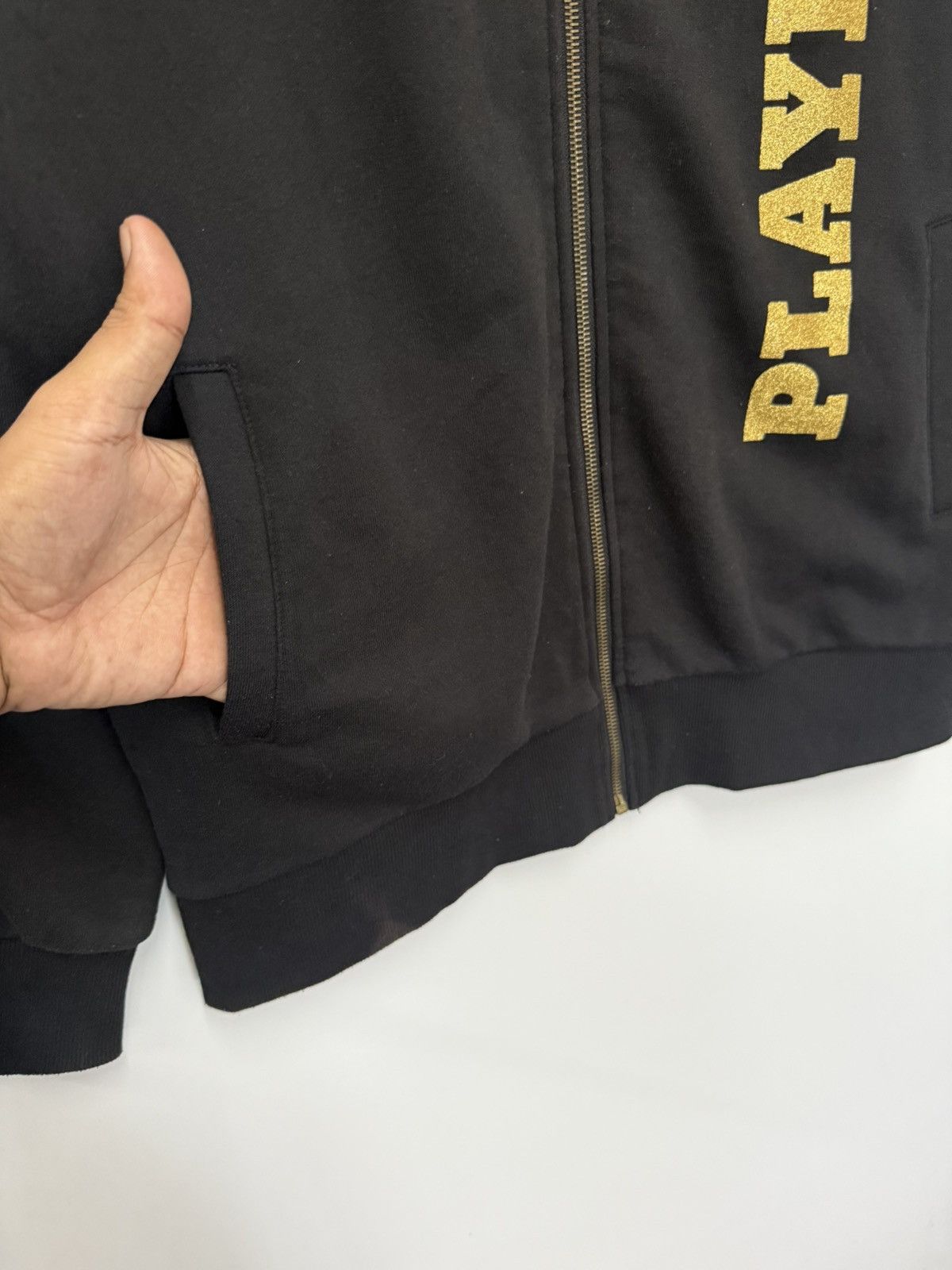 Playboy 🔥 PLAYBOY SIDETAPE BIG LOGO SPELLOUT SWEAT JACKET - 3L Size US L / EU 52-54 / 3 - 5 Thumbnail