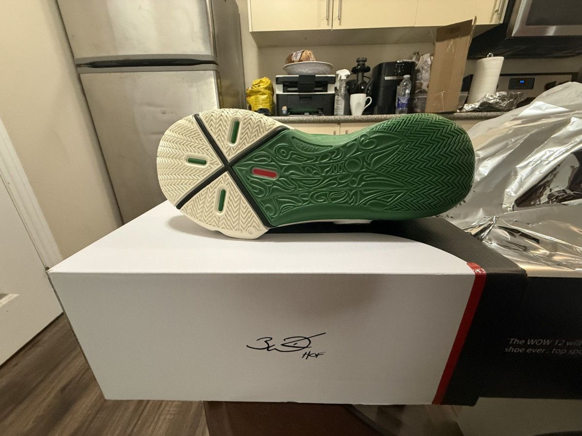 Li-Ning Wow 12’s “Wade Boulevard” Size US 10 / EU 43 - 6 Thumbnail