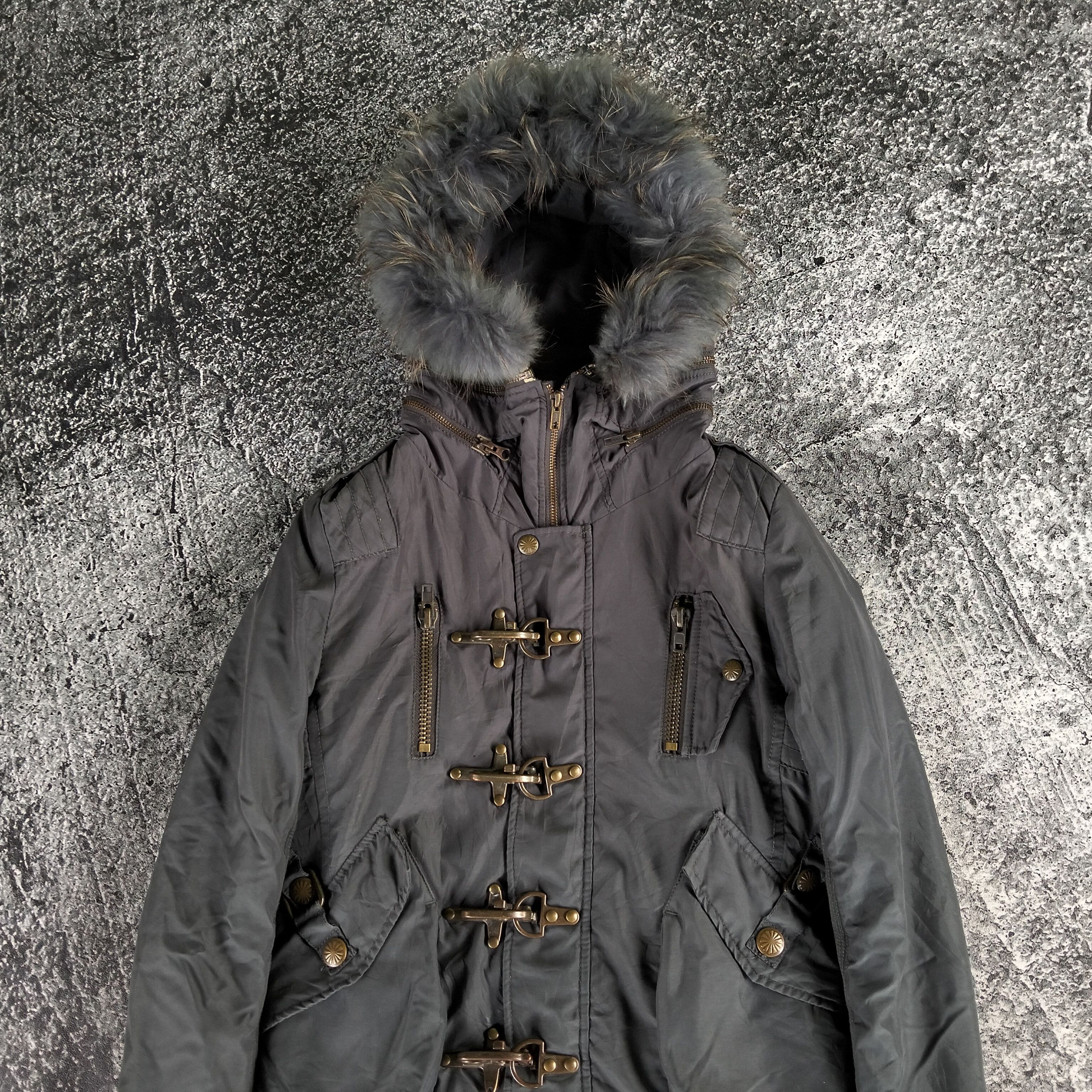 If Six Was Nine Japanese Madmind Fur Hoodie Bondage Jacket Lgb If6w9 Style Size US S / EU 44-46 / 1 - 2 Thumbnail