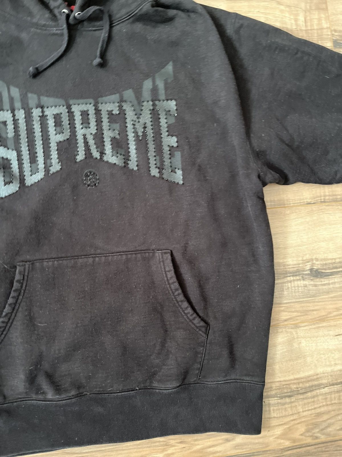 Supreme Supreme Rhinestone Shadow Hooded Sweatshirt Size US XL / EU 56 / 4 - 12 Thumbnail