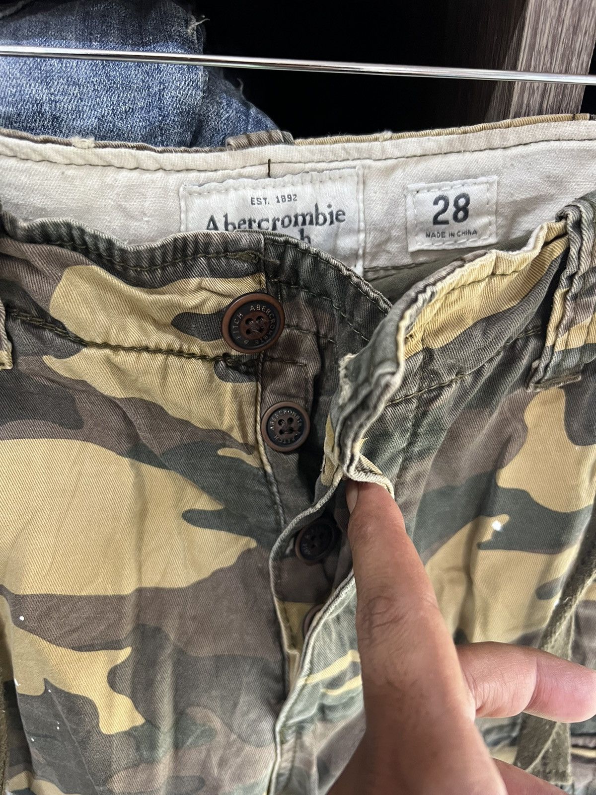 Abercrombie & Fitch 🔥Vintage Abercrombie & Fitch Camo Short Pant Cargo Size US 31 - 11 Thumbnail