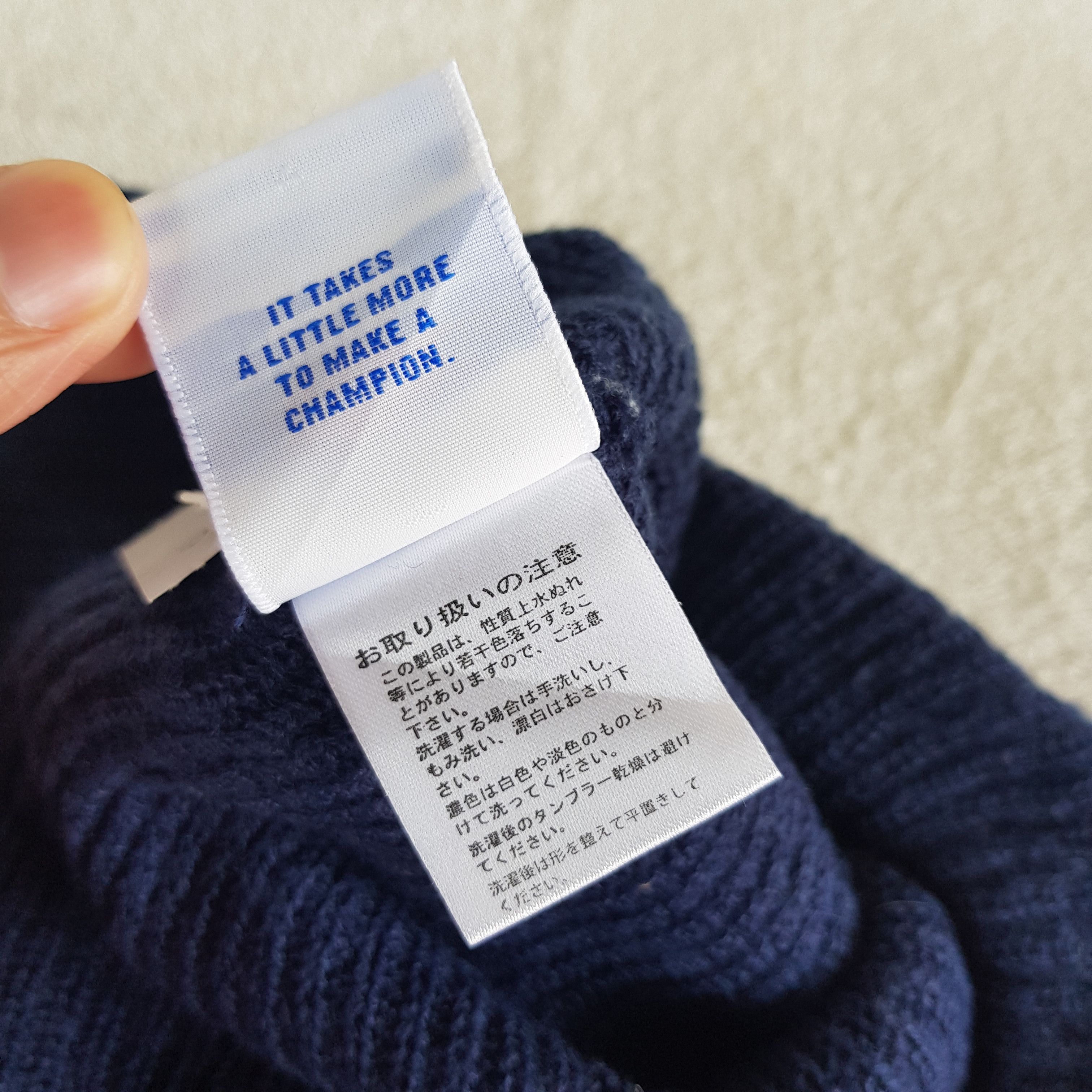 Champion Vintage Champion Beanie Snow Caps Hats. Size ONE SIZE - 7 Thumbnail