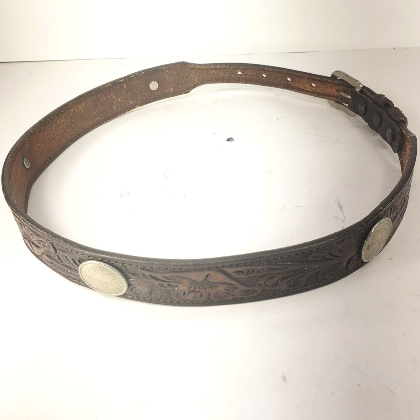 Vintage Chamber Collection Women Belt Brown Tooled Leather 1” Silver Conchos Size 30 Western Buckle Adjustable Vintage: No Size ONE SIZE - 5 Thumbnail