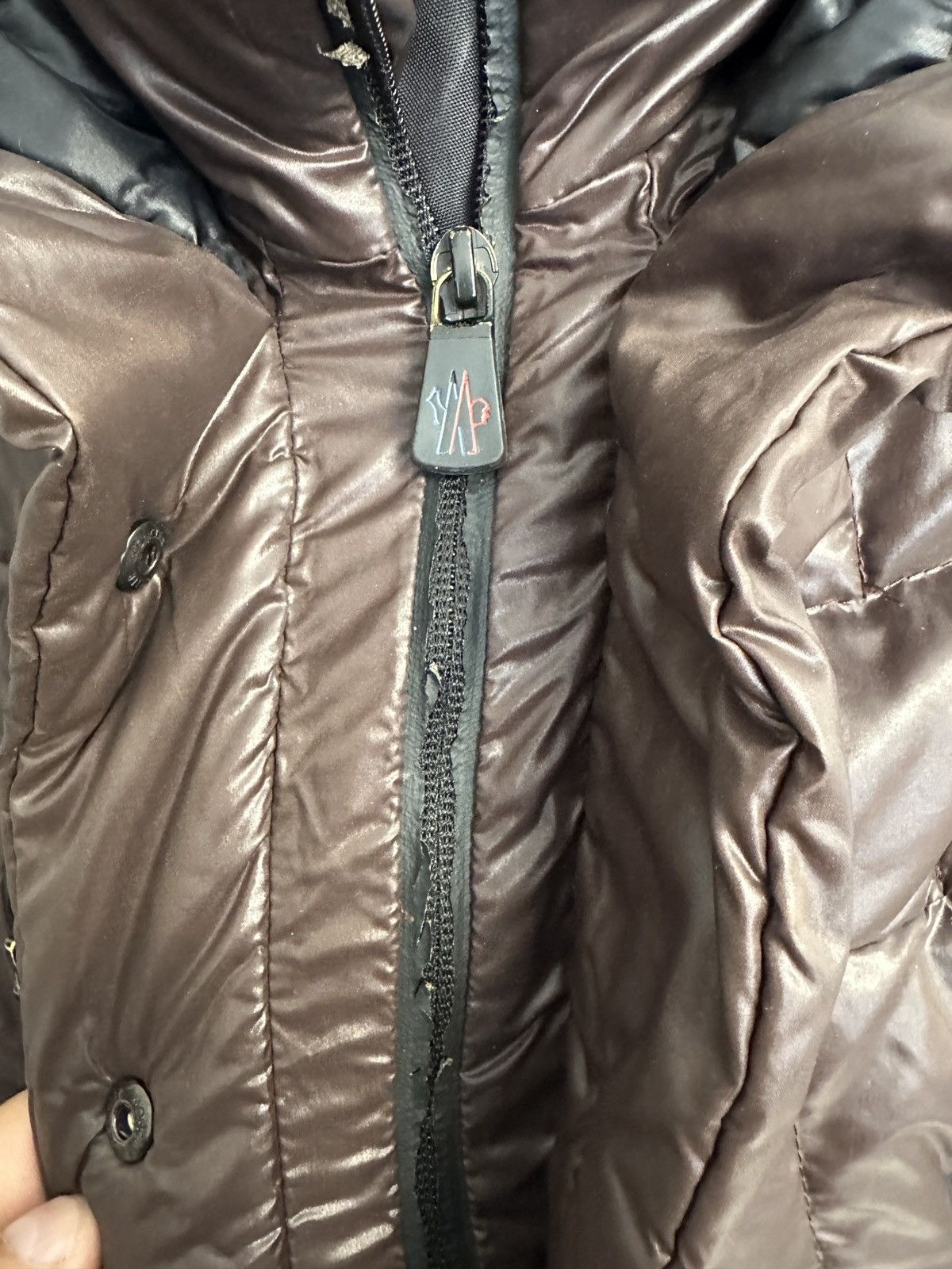 Moncler Grenoble Moncler Grenoble Baver Giubbotto Down Jacket Size M / US 6-8 / IT 42-44 - 11 Thumbnail