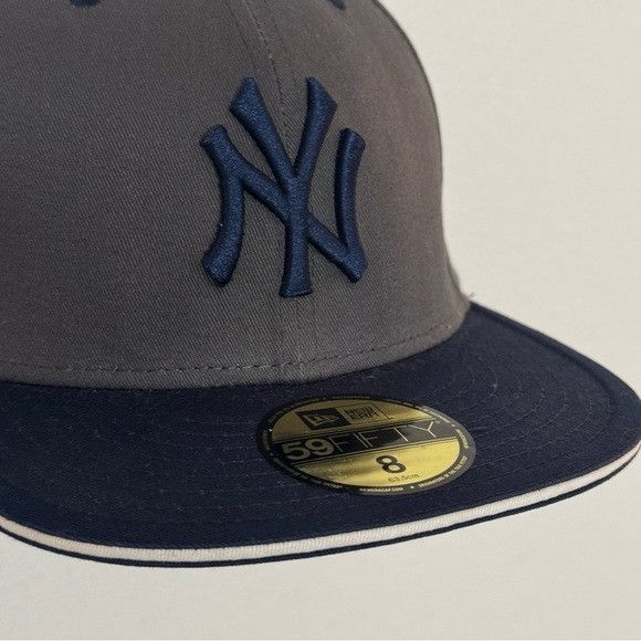 New Era NEW ERA YANKEES MLB FITTED HAT SZ 8 Size ONE SIZE - 3 Thumbnail