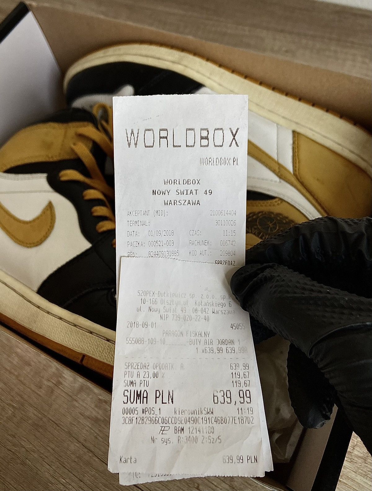 Jordan Brand Air Jordan 1 Retro High OG “Yellow Ochre” Size US 11 / EU 44 - 10 Thumbnail