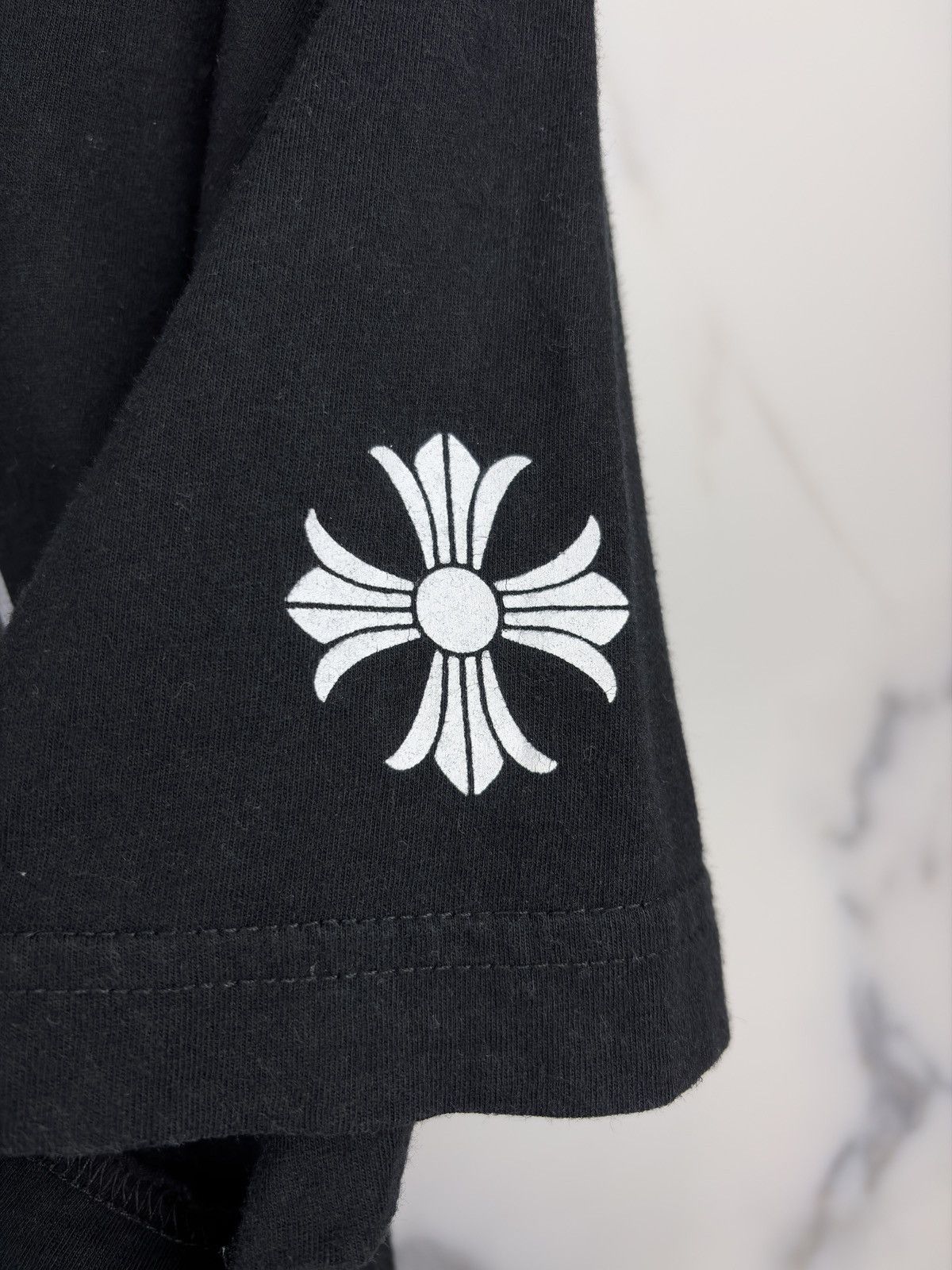 Chrome Hearts Chrome Hearts Plus Cross Circle Logo Pocket Tshirt Size US L / EU 52-54 / 3 - 6 Thumbnail