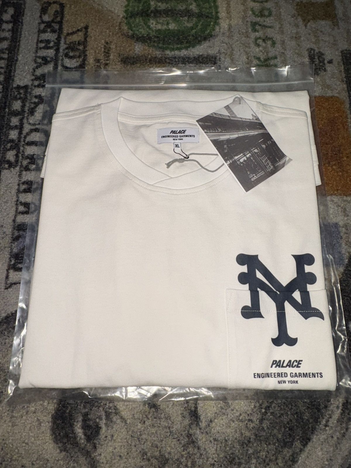 トップスその他 Palace x Engineered Garments T-Shirt White Palace x Engineered Garments Heavyweight T-shirt White Men's