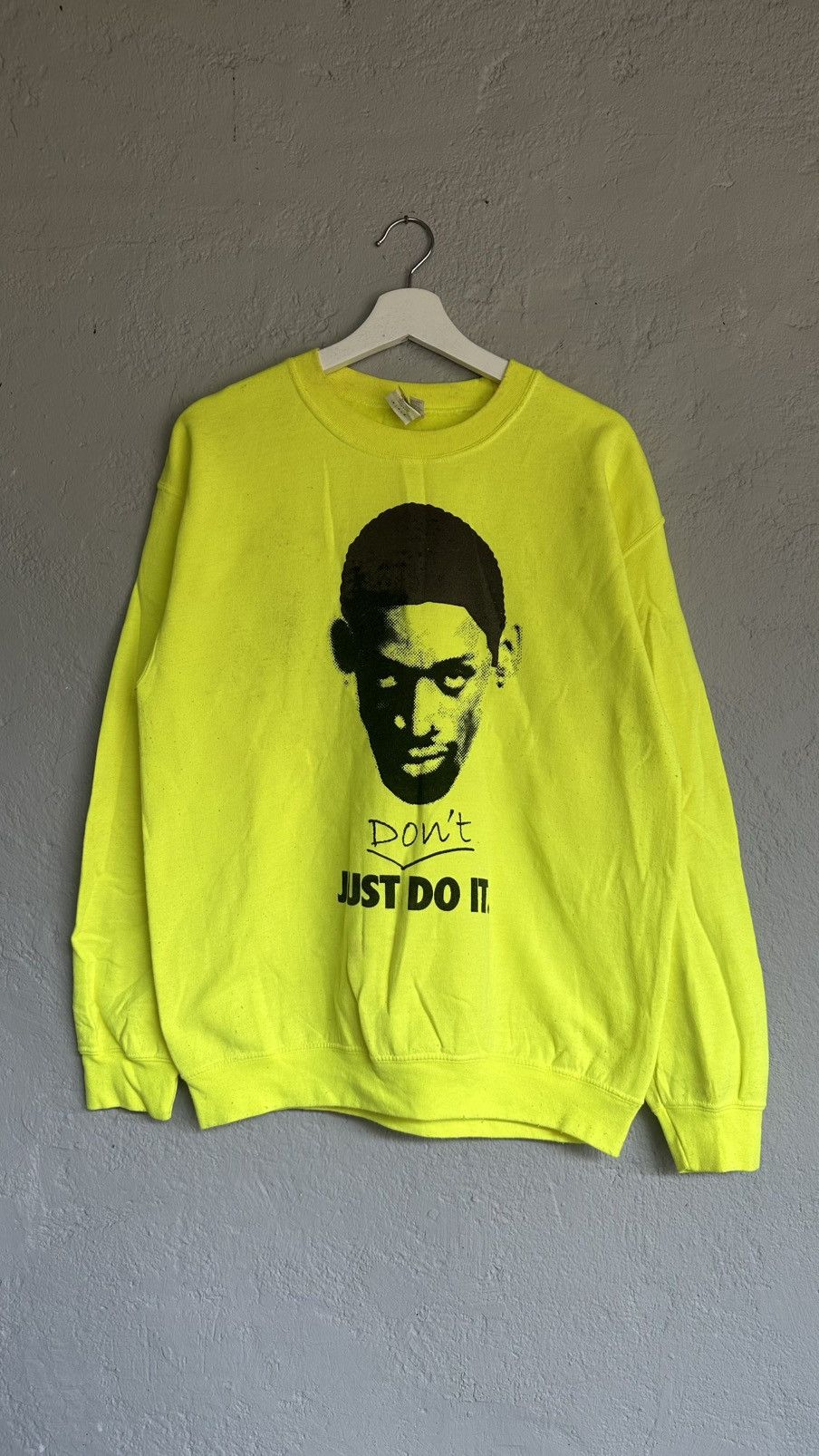 Gildan Dennis Rodman crewneck just do it Size US M / EU 48-50 / 2 - 1 Thumbnail