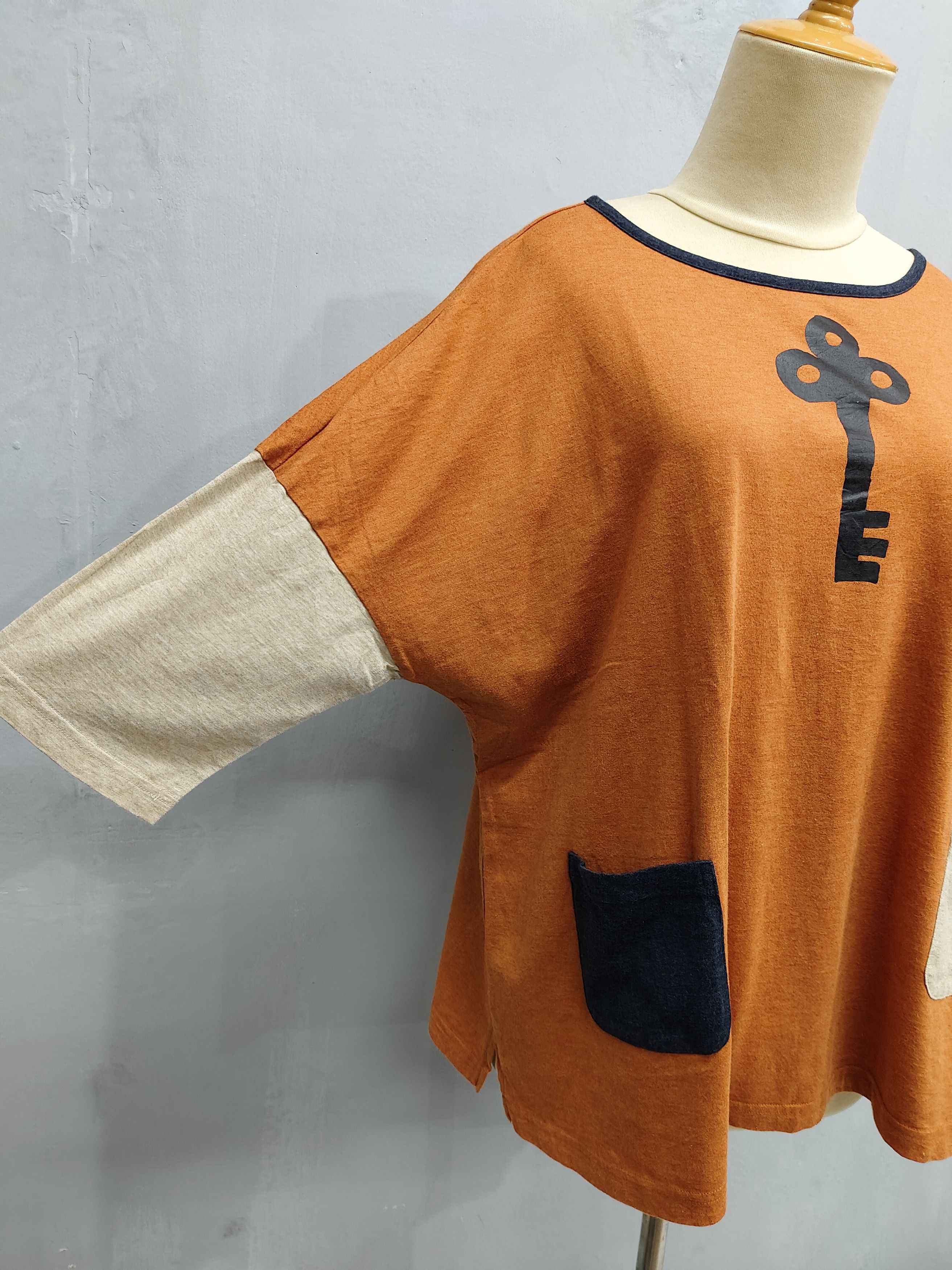 ATSURO TAYAMA SICK 🇯🇵 Atsuko Matano by Wacoal Key Graphic Pocket Size L / US 10 / IT 46 - 3 Thumbnail