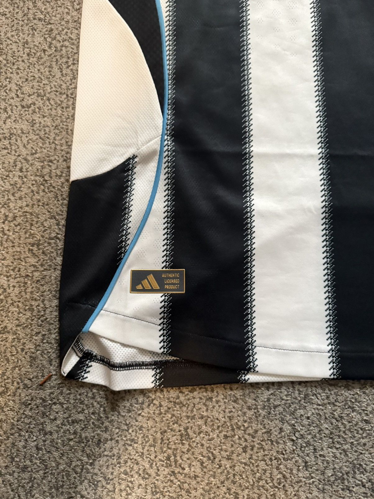 Adidas Alexander Isak Adidas 2025/26 Authentic Player Jersey Size US M / EU 48-50 / 2 - 4 Thumbnail