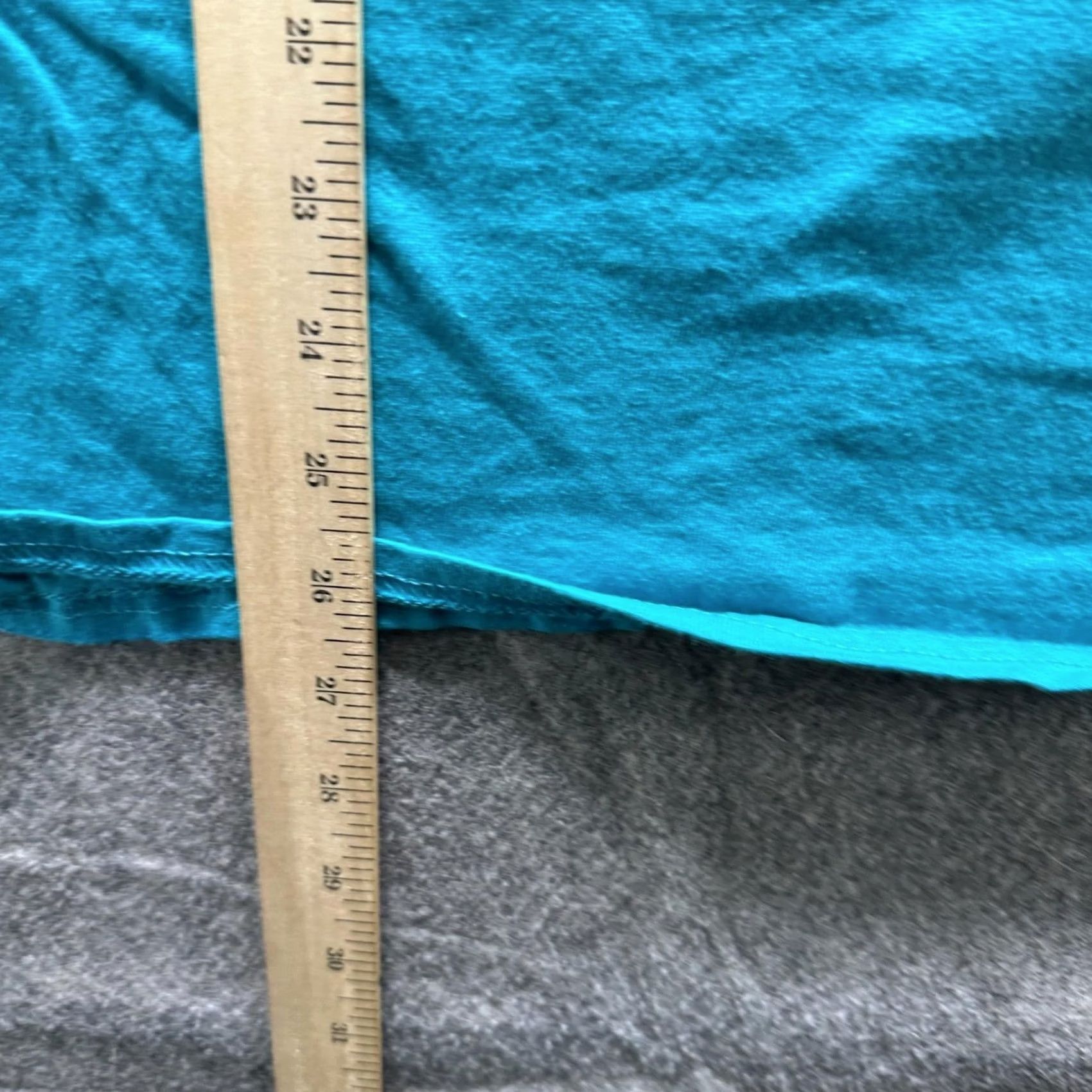 Vintage VINTAGE? No — Universal Studios Shirt Mens M Blue Cabana Bay Graphic Crewneck Cotton Jersey Size US M / EU 48-50 / 2 - 5 Thumbnail