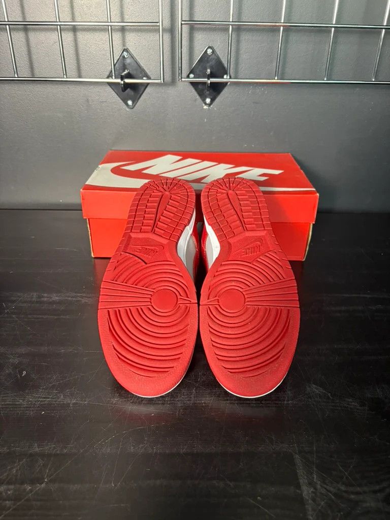 Nike Nike Dunk Low Retro "UNLV" (2021) **PRE-OWNED** Size US 8 / EU 41 - 5 Thumbnail
