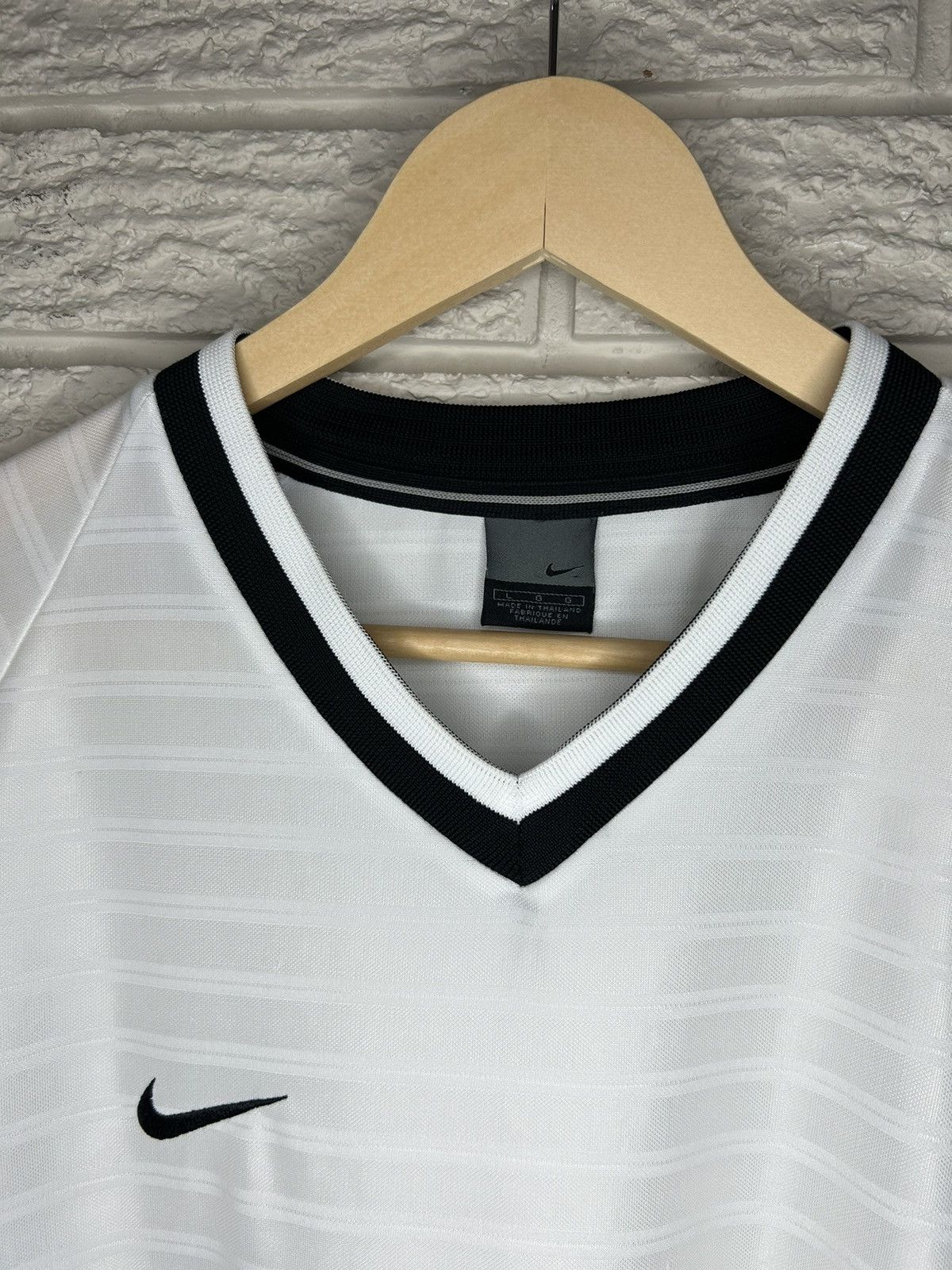 Nike × Vintage Vintage 90s Nike Swoosh Striped Soccer Jersey Size US L / EU 52-54 / 3 - 2 Thumbnail