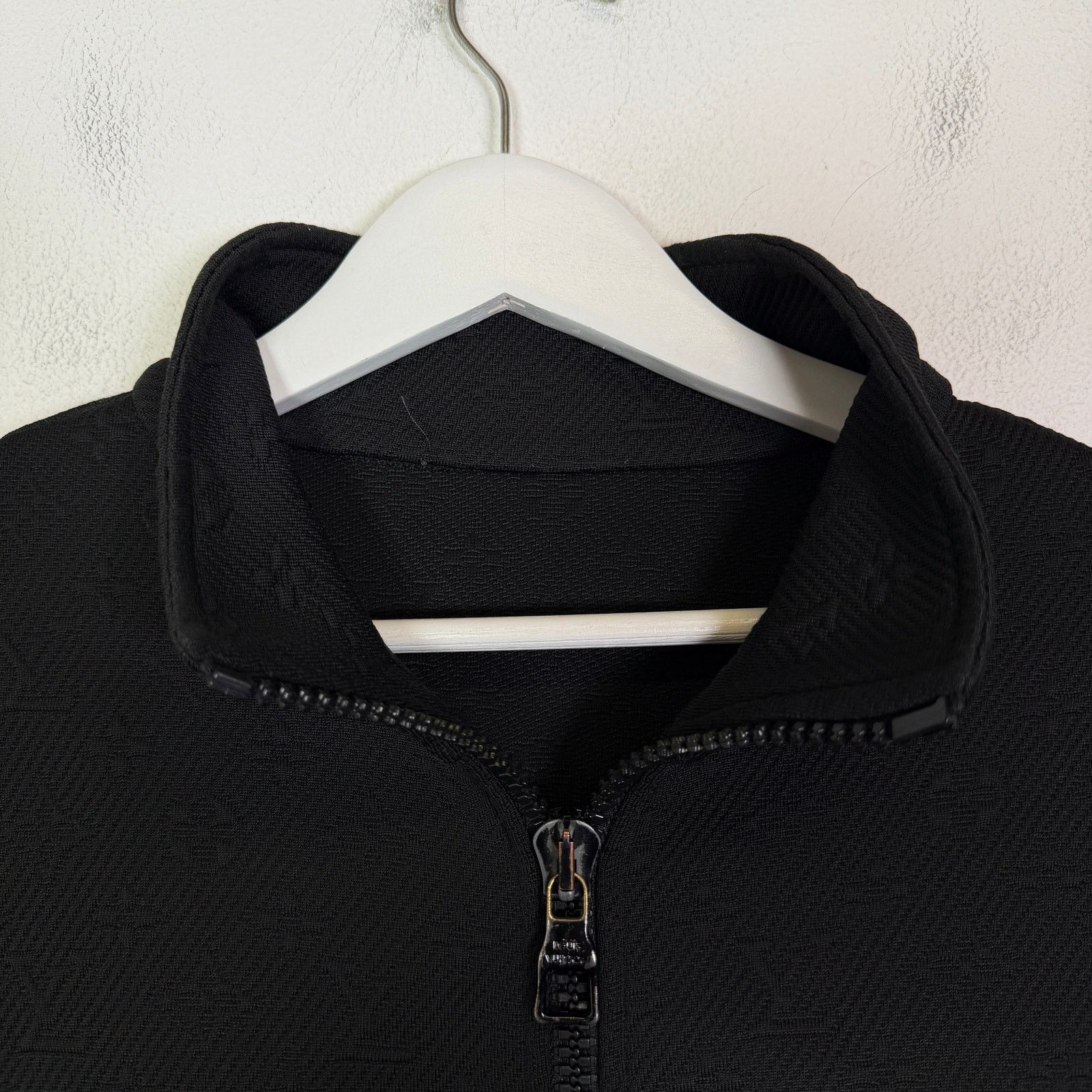 Louis Vuitton Louis Vuitton Monogram Embossed Zip-Up Jacket Size US S / EU 44-46 / 1 - 5 Thumbnail