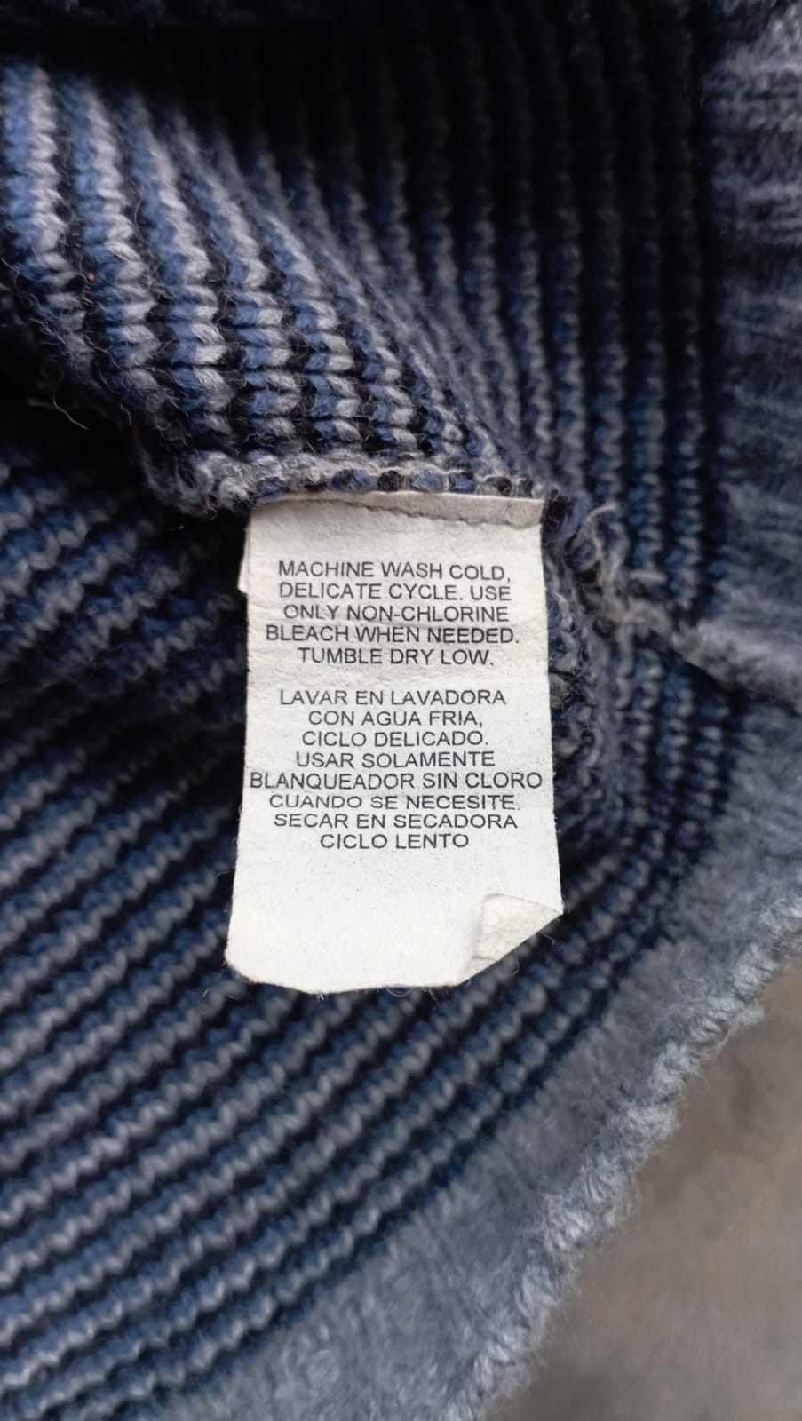 Vintage Vintage Knitwear Gray Town Craft Made In Usa Size US L / EU 52-54 / 3 - 4 Thumbnail
