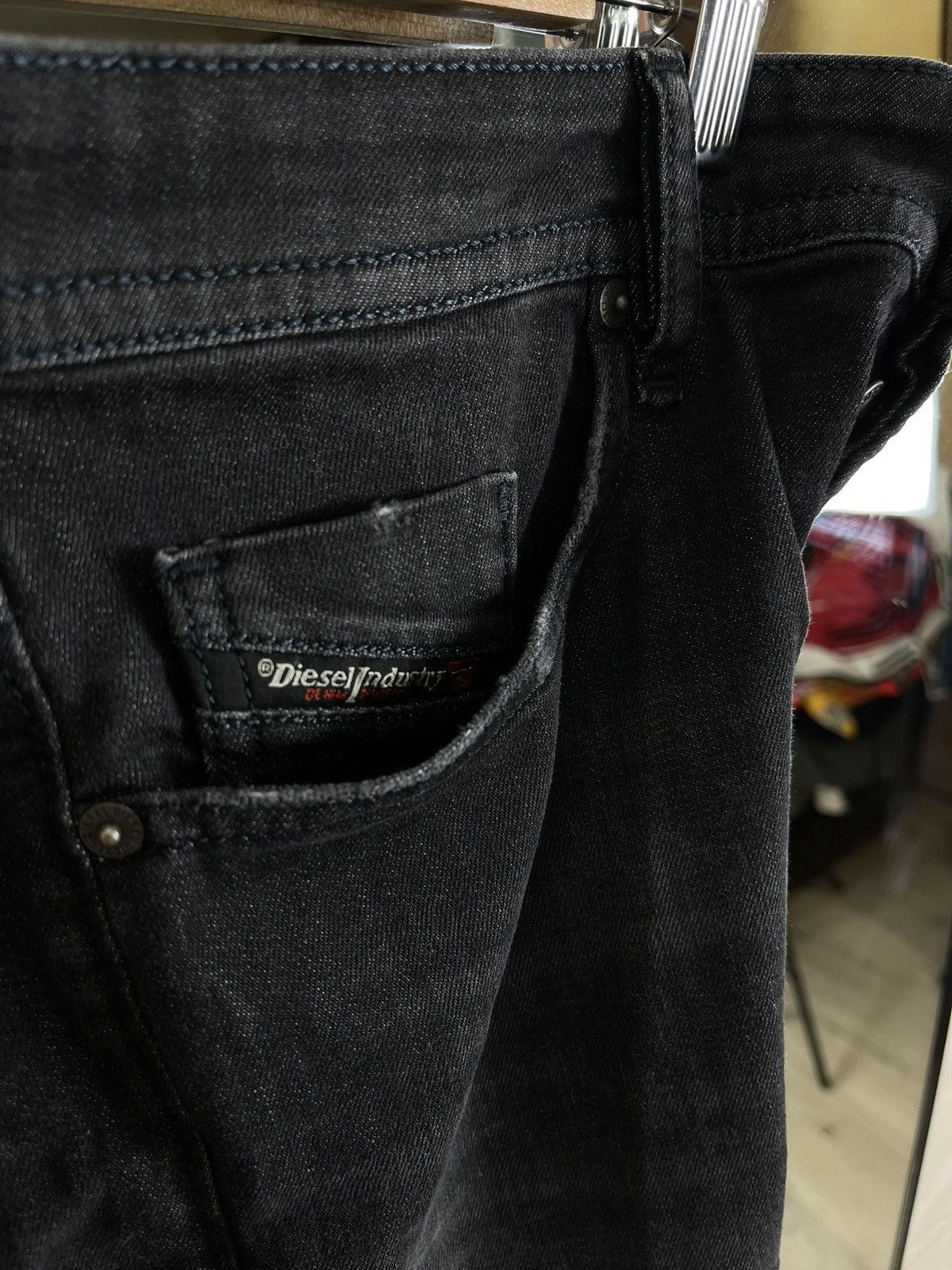 Diesel Diesel Buster 082AS Stretch Regular Slim-Tapered Black Denim Size US 31 - 3 Thumbnail